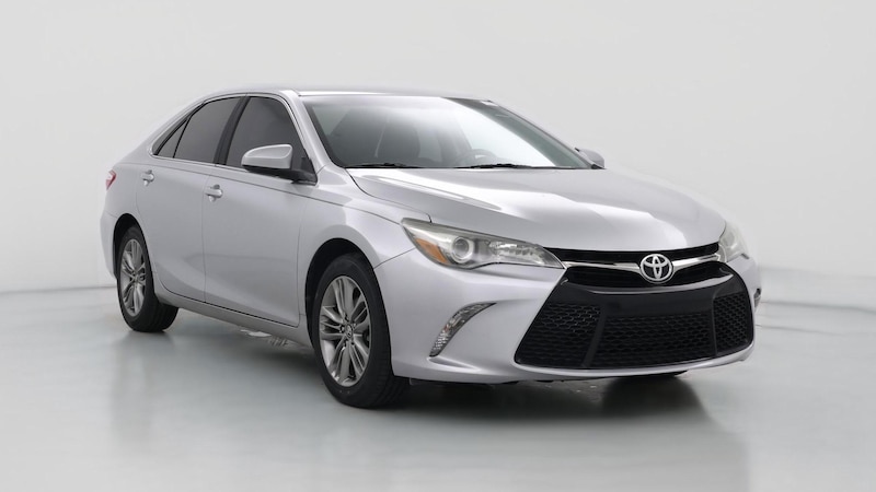 2016 Toyota Camry SE Hero Image