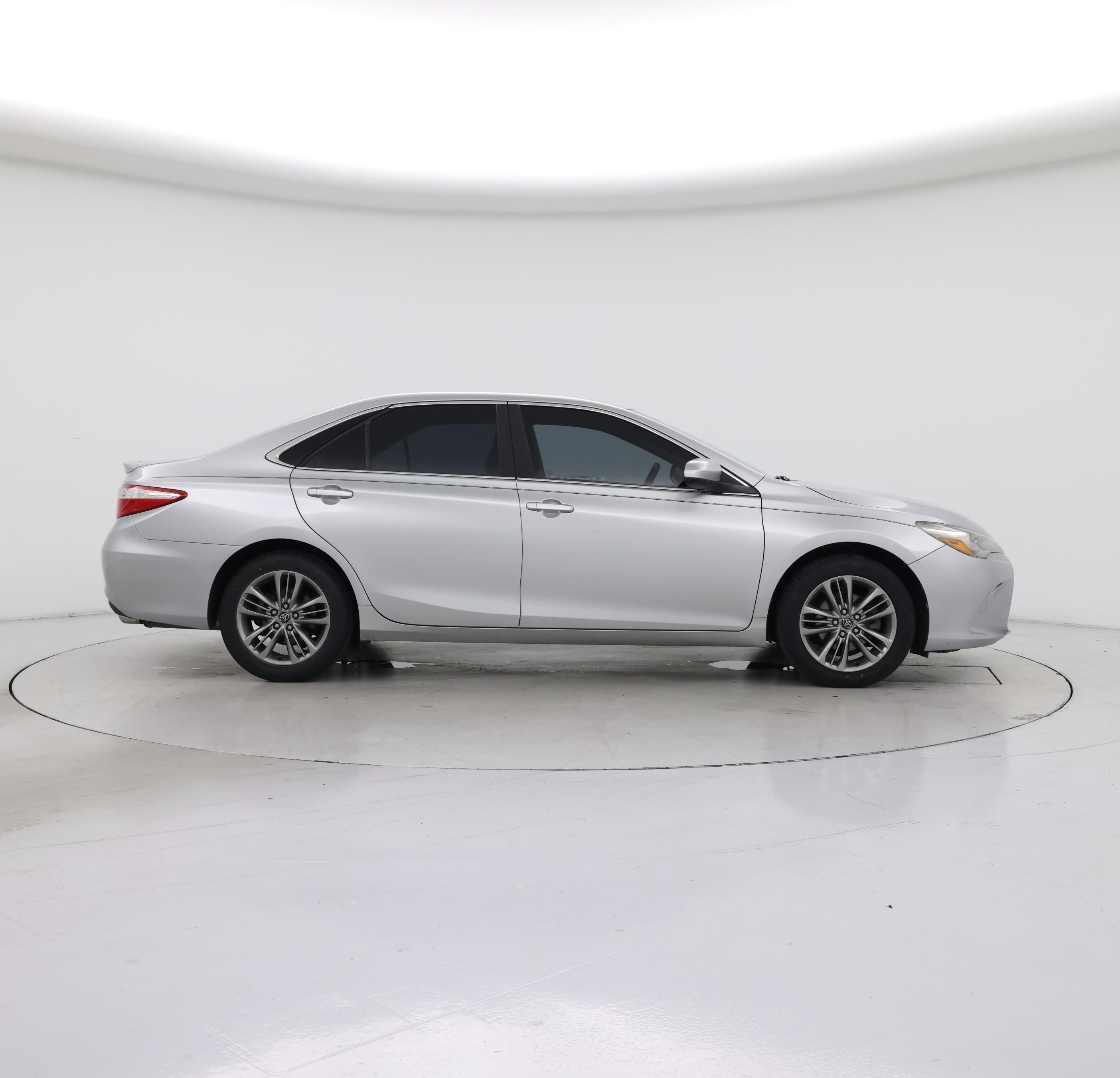 Thumbnail: 2016 Toyota Camry - 7