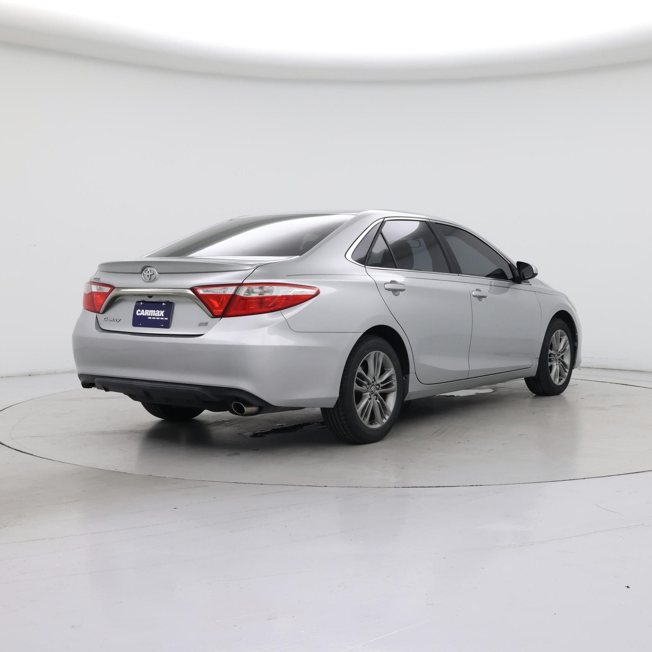 Thumbnail: 2016 Toyota Camry - 8