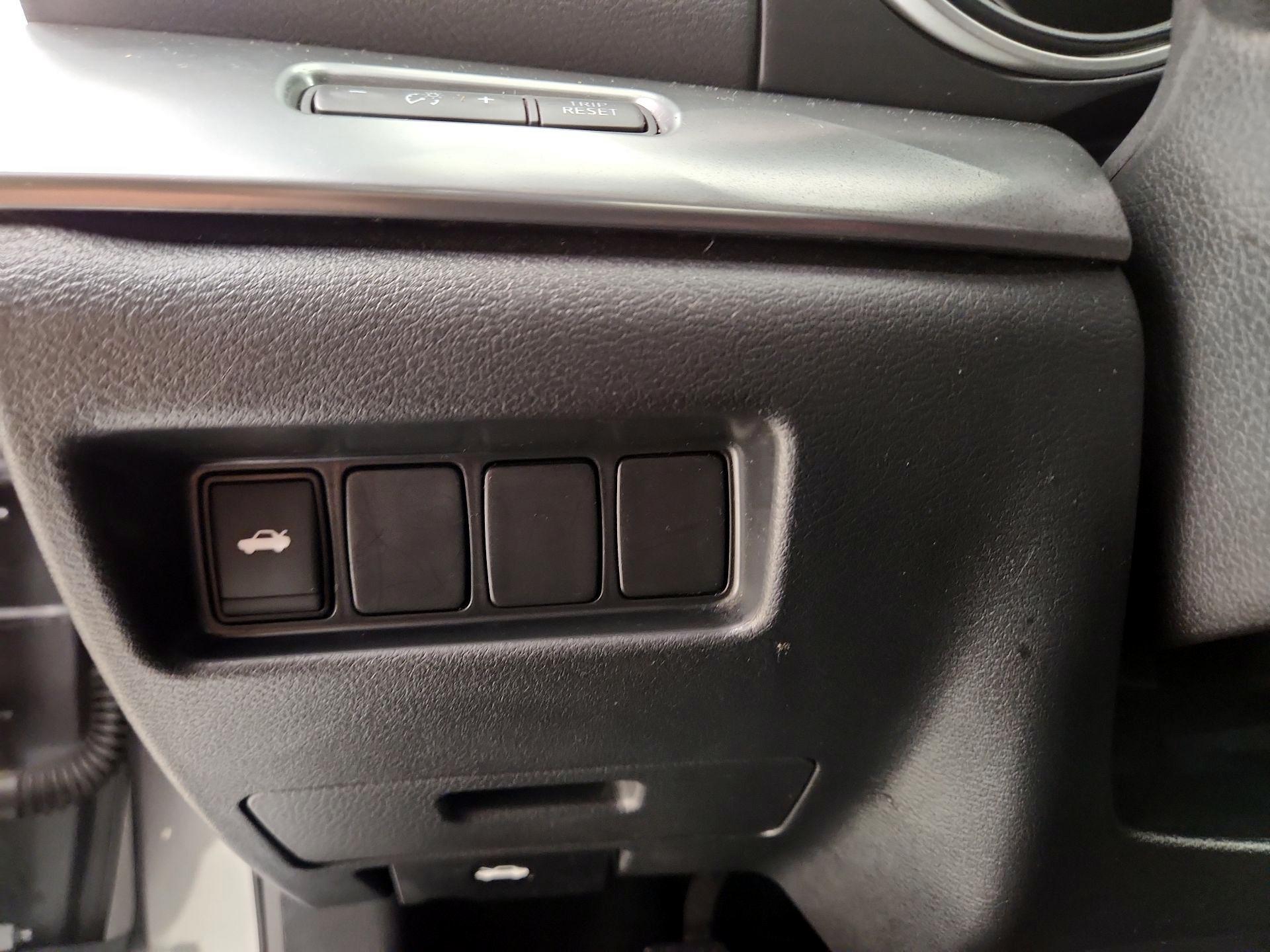 Thumbnail: 2020 Nissan Maxima - 13