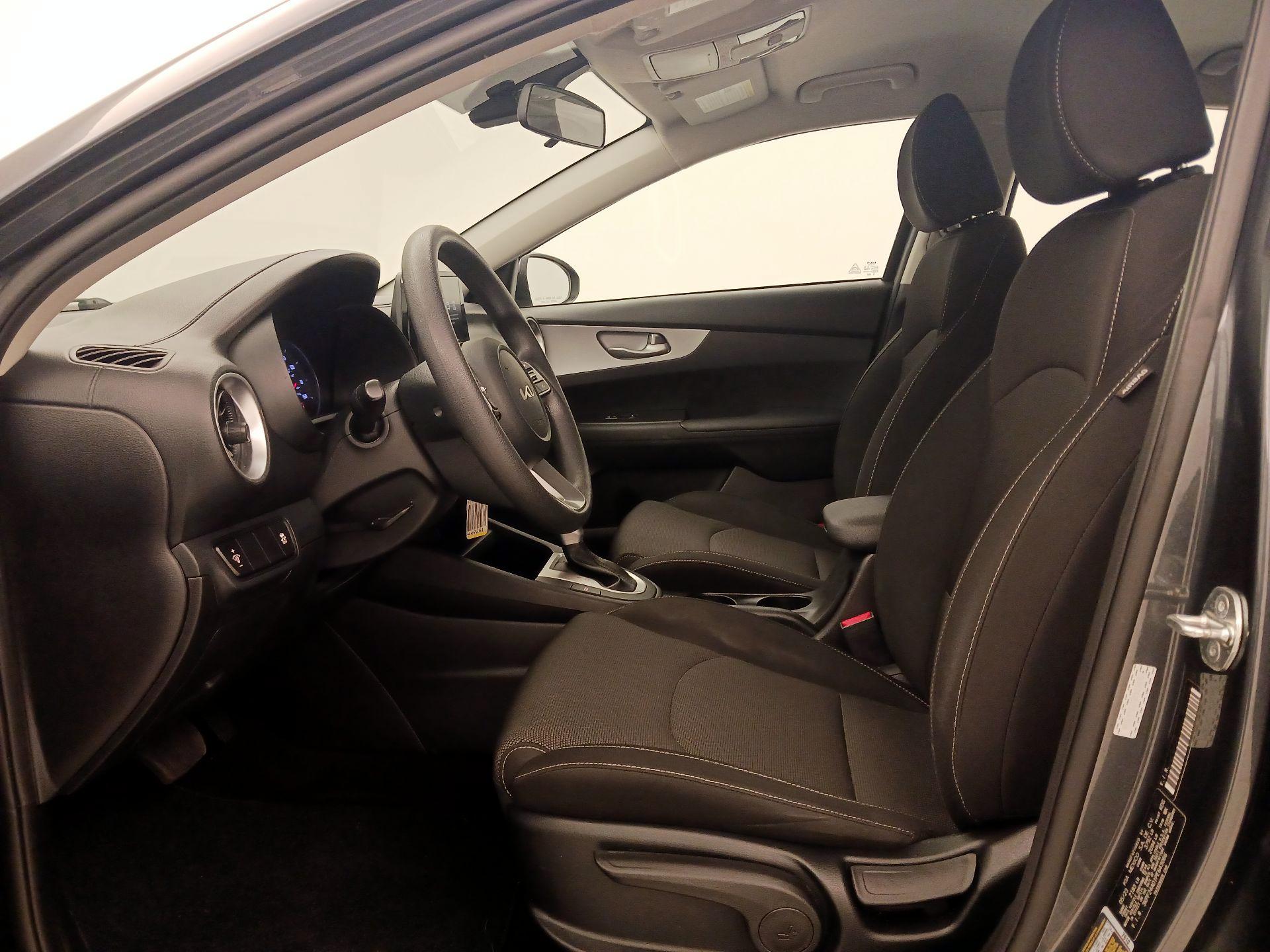 Thumbnail: 2023 Kia Forte - 11