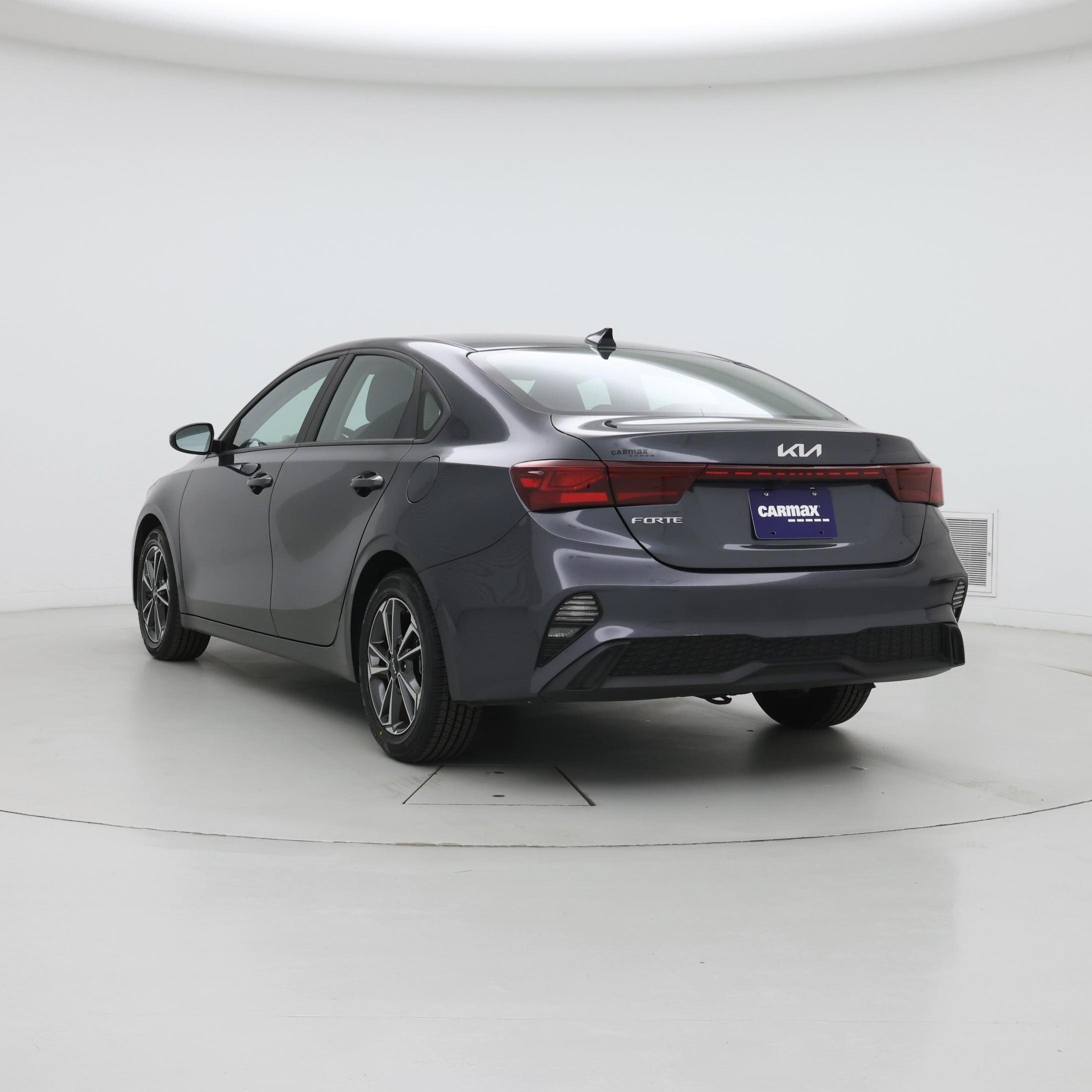 Thumbnail: 2023 Kia Forte - 2