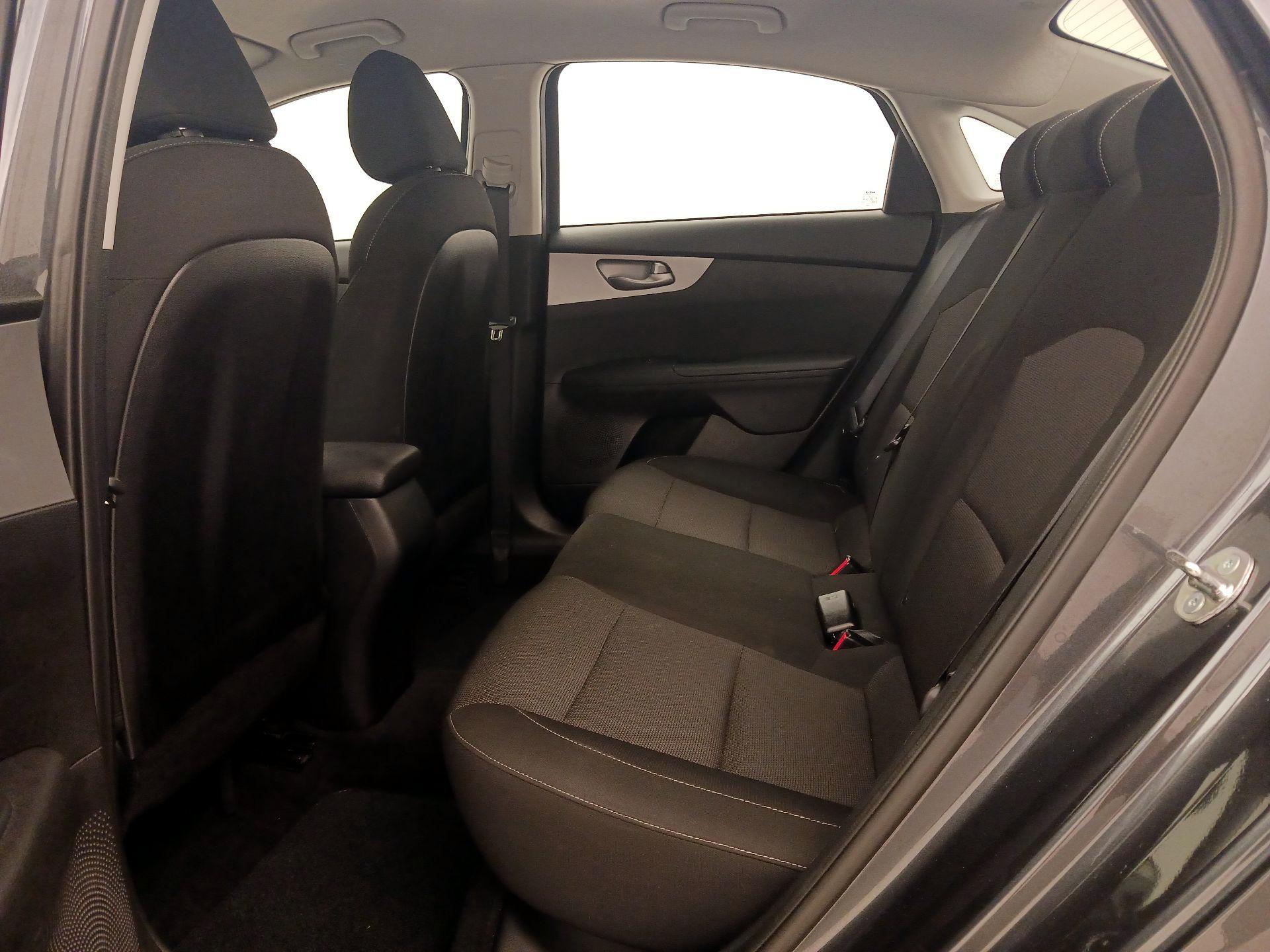 Thumbnail: 2023 Kia Forte - 19