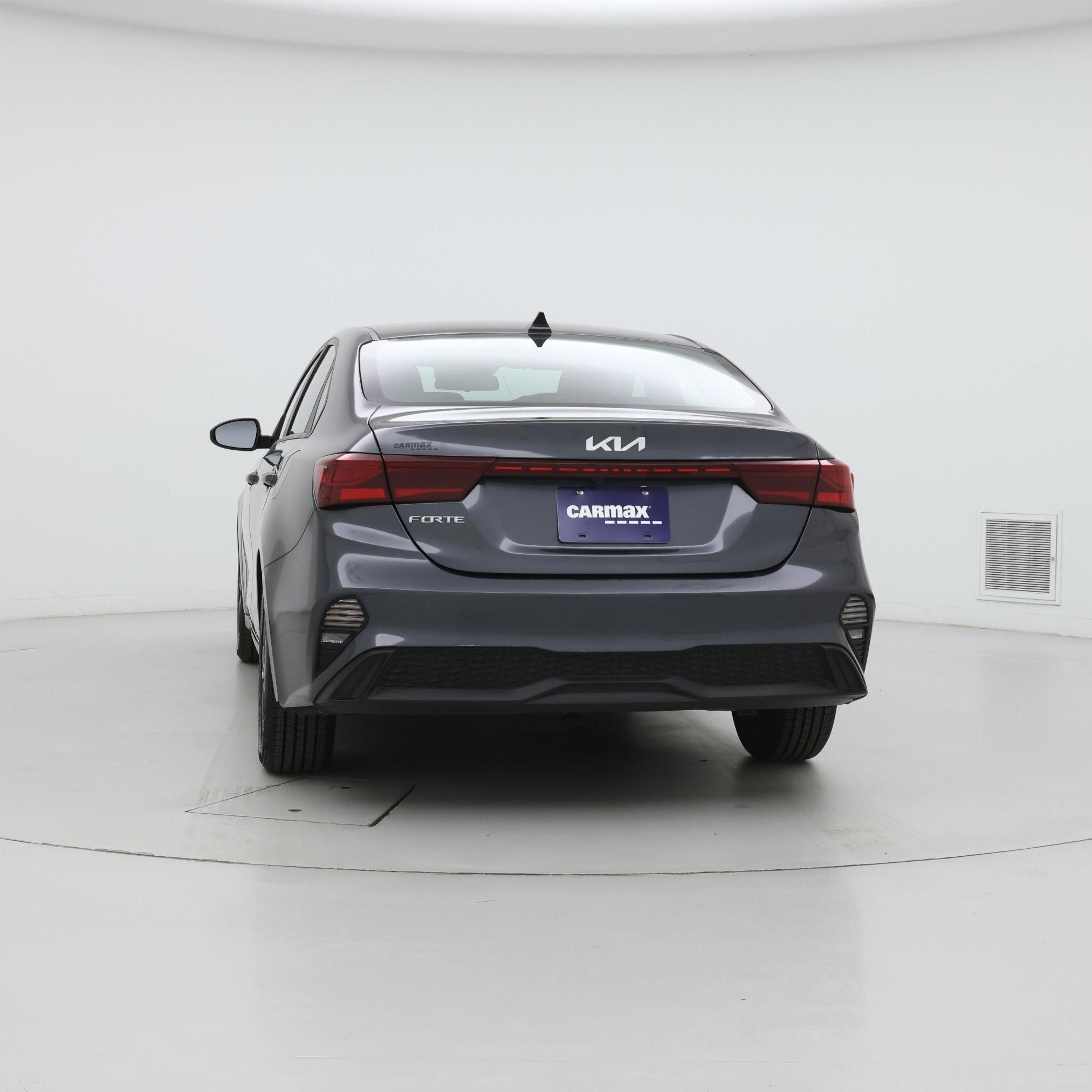 Thumbnail: 2023 Kia Forte - 6