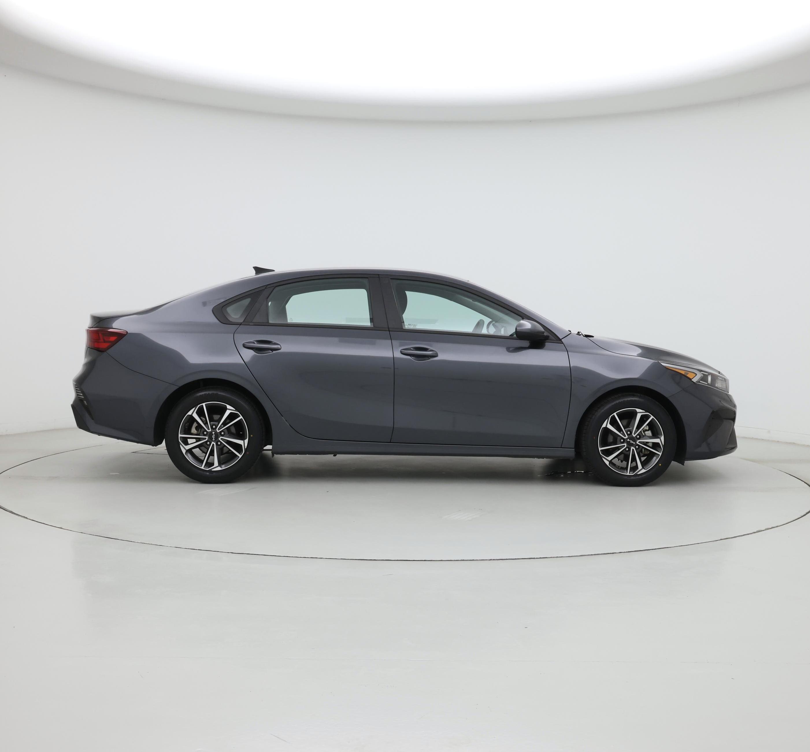 Thumbnail: 2023 Kia Forte - 7