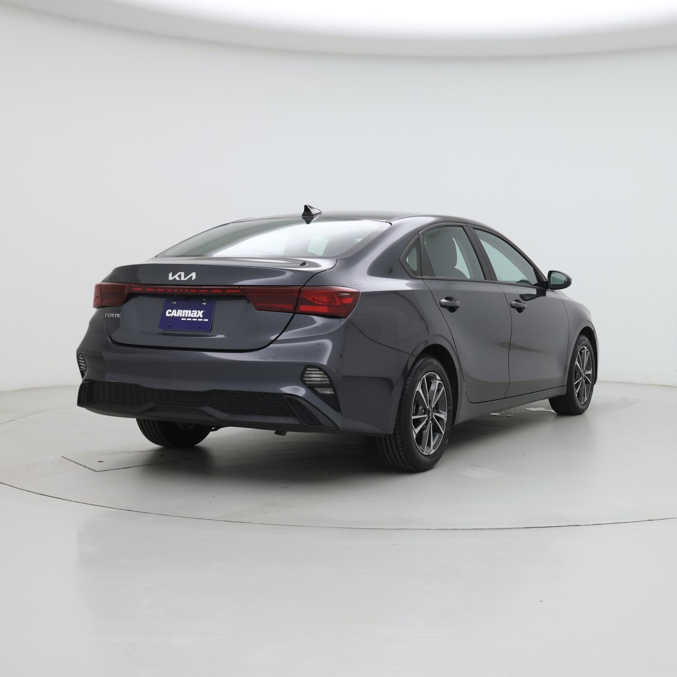 Thumbnail: 2023 Kia Forte - 8
