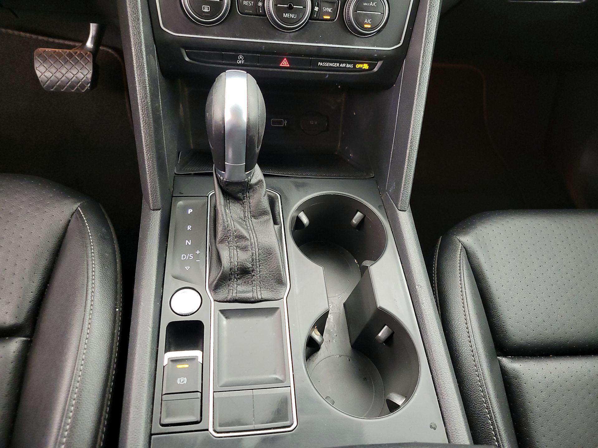 Thumbnail: 2019 Volkswagen Atlas - 17