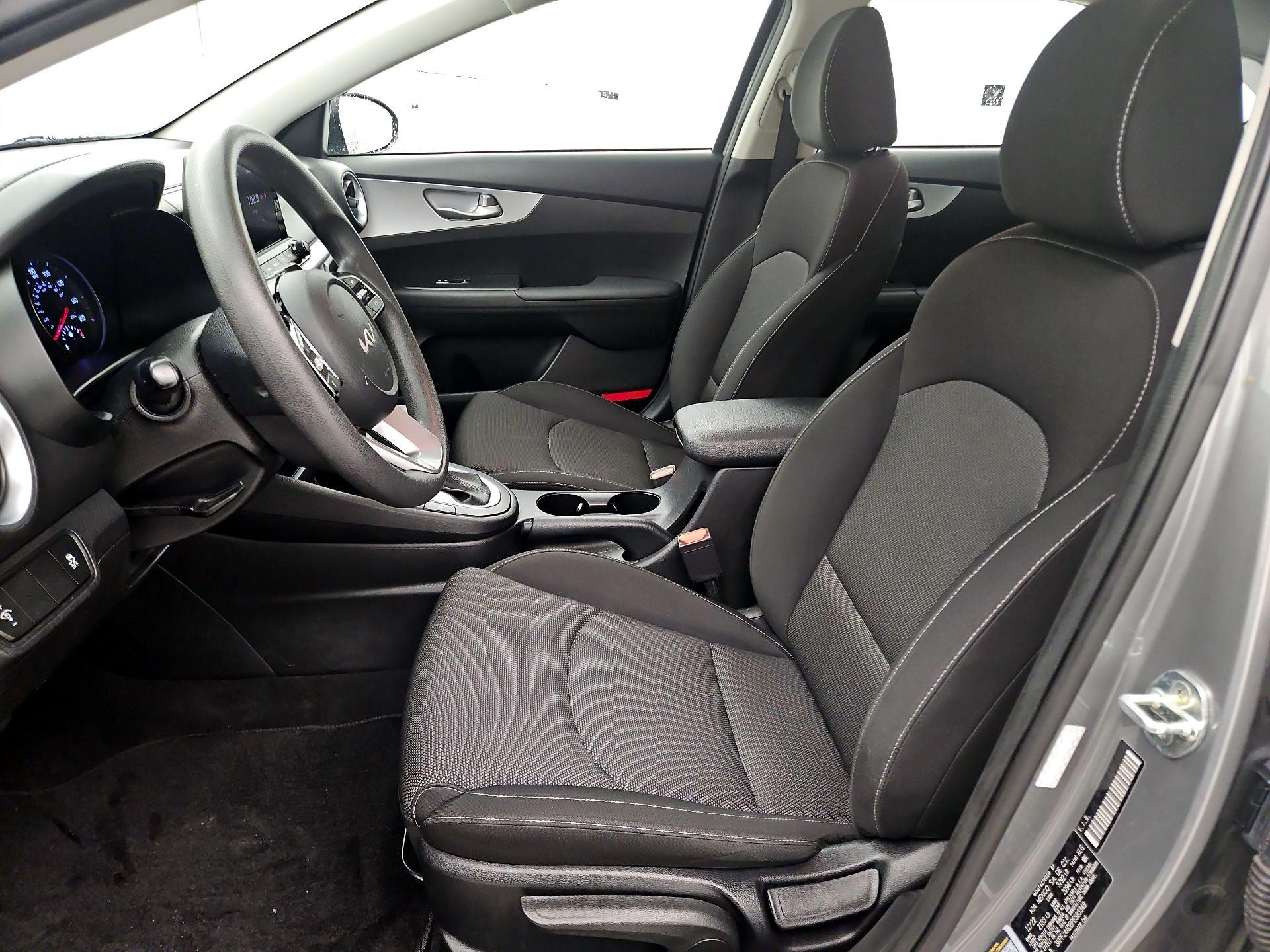 Thumbnail: 2023 Kia Forte - 11