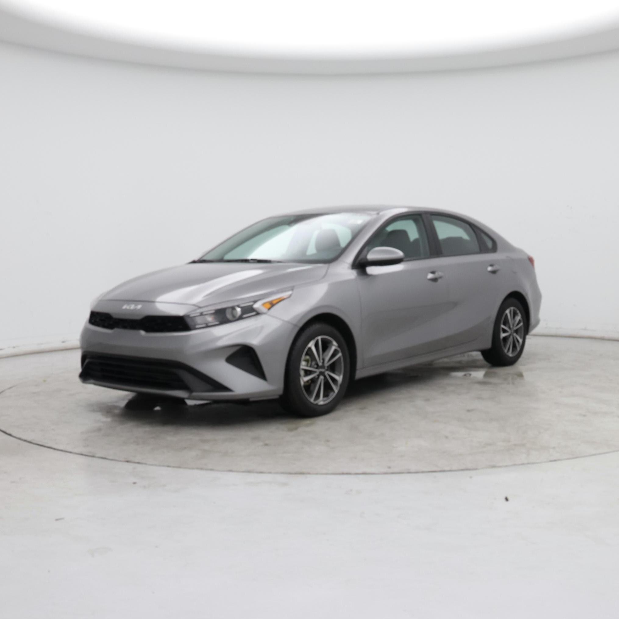 Thumbnail: 2023 Kia Forte - 4