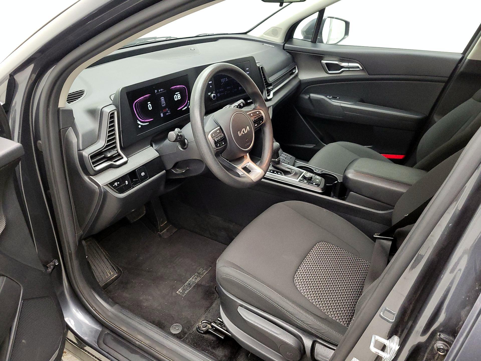 Thumbnail: 2023 Kia Sportage - 11