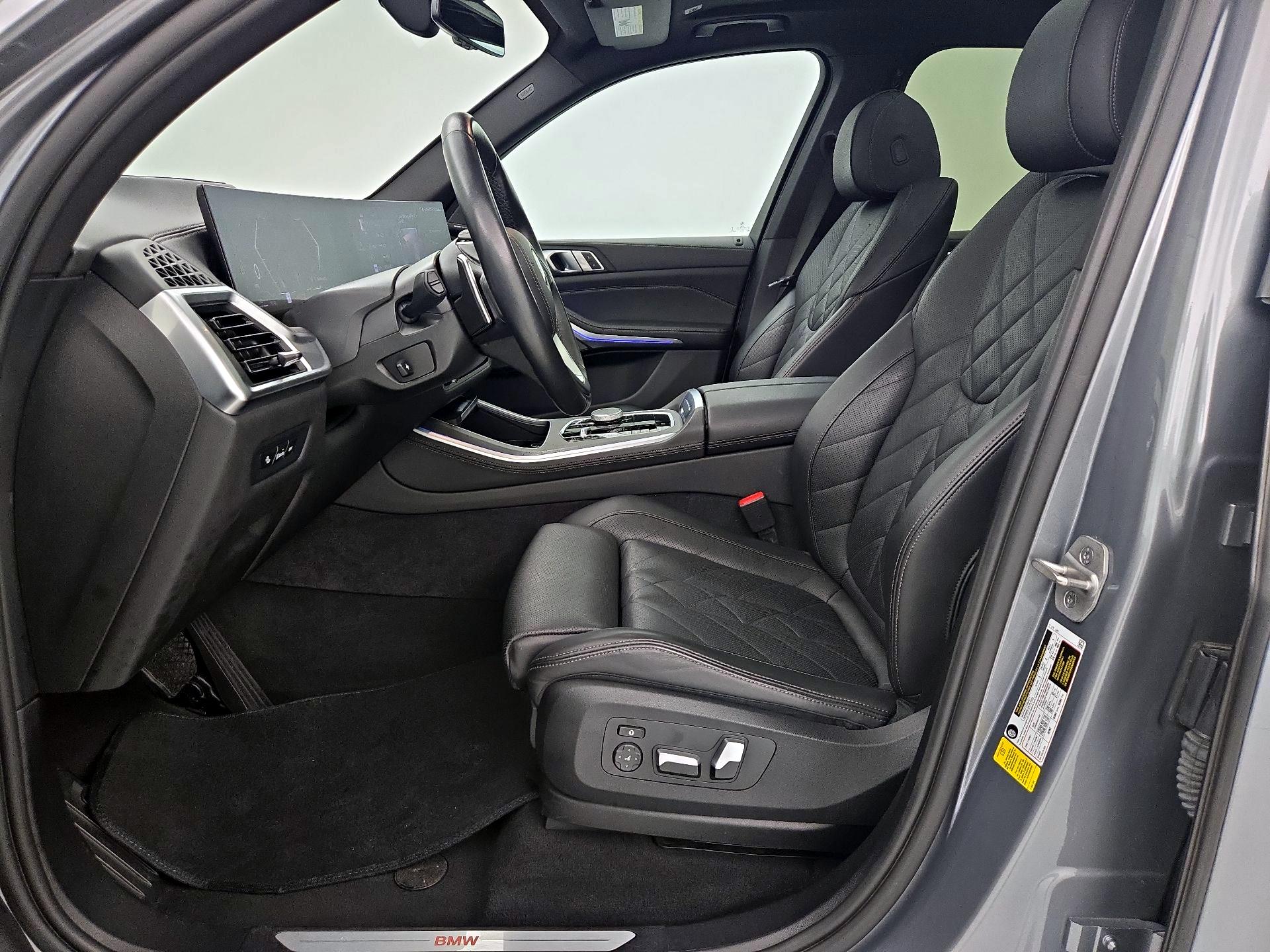 Thumbnail: 2024 BMW X5 - 11