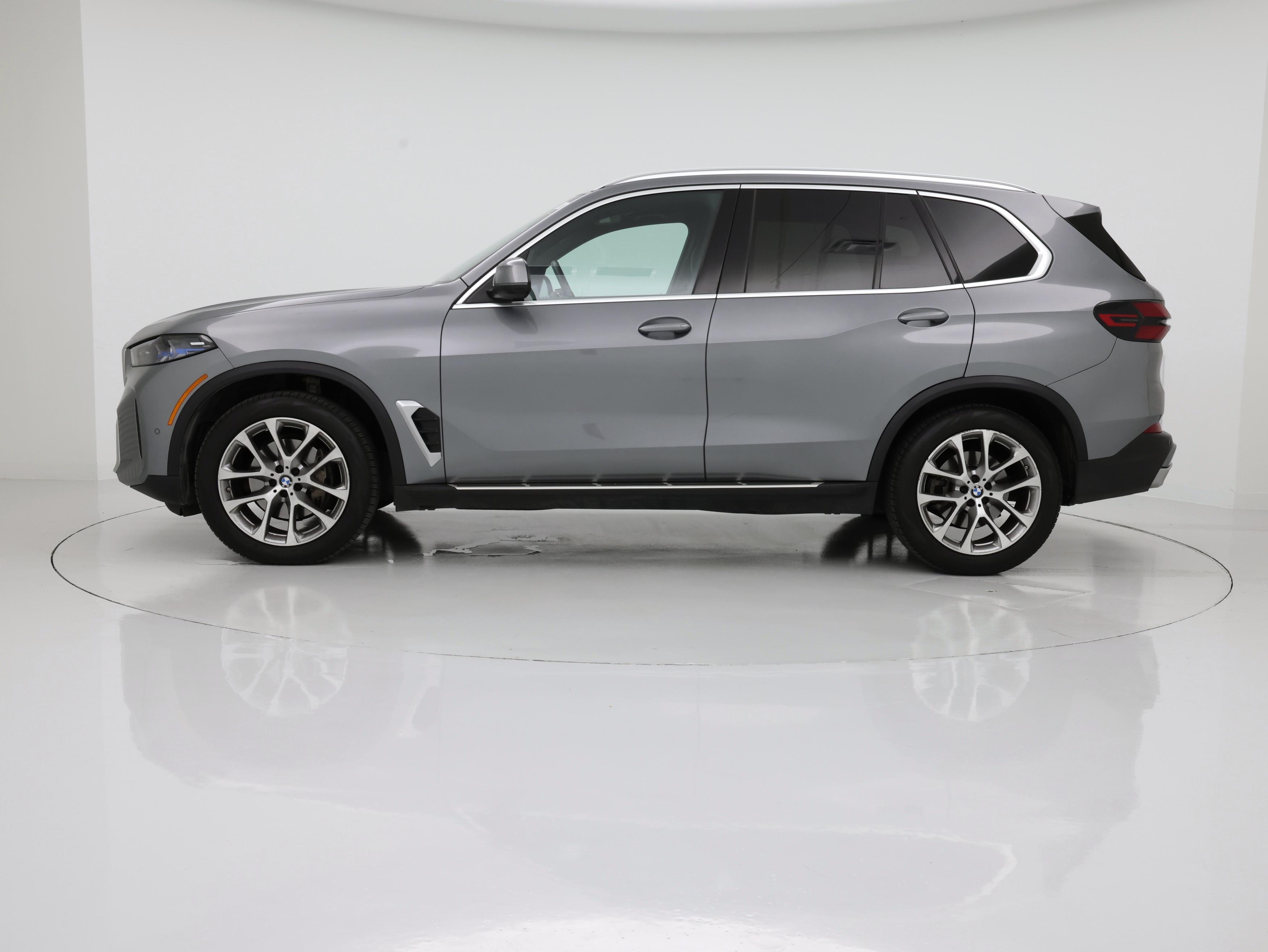 Thumbnail: 2024 BMW X5 - 3