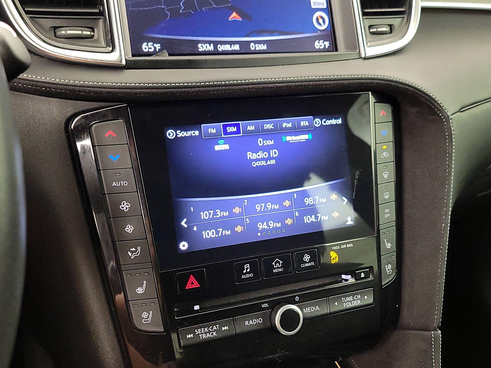 Thumbnail: 2019 INFINITI QX50 - 16
