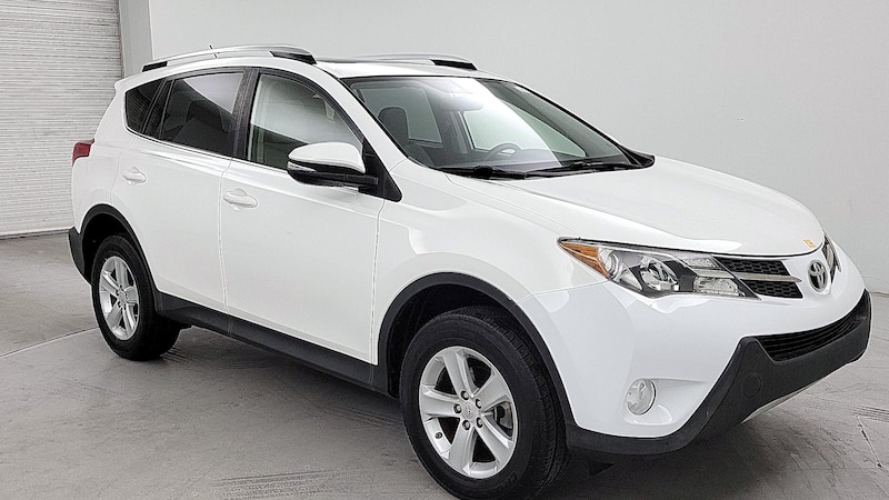 2014 Toyota RAV4 XLE Hero Image