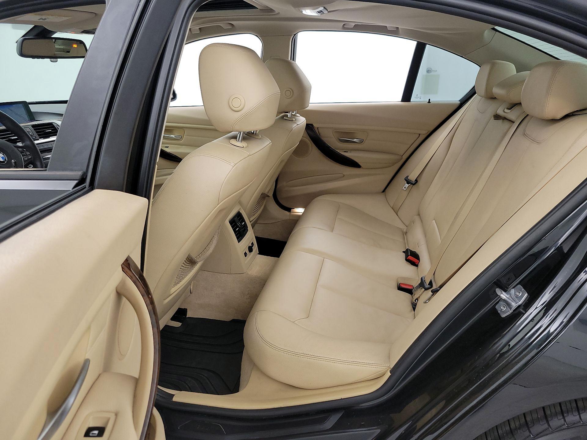 Thumbnail: 2014 BMW 3 Series - 19