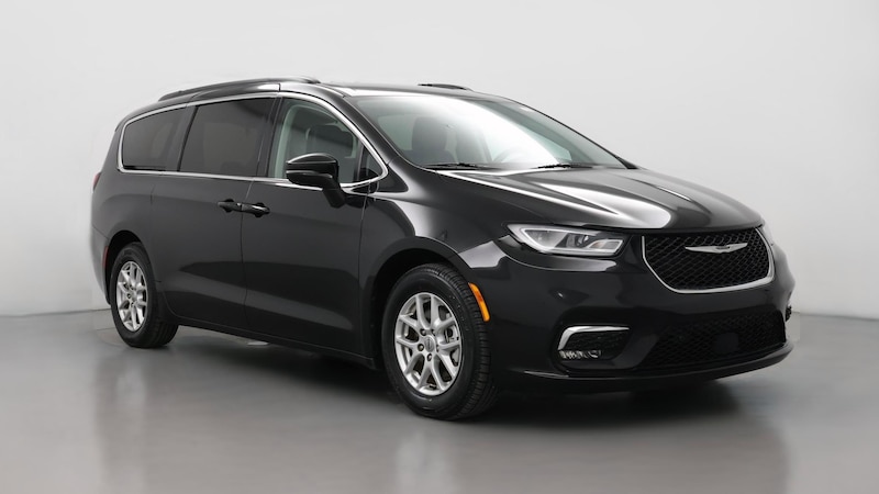 2022 Chrysler Pacifica Touring L Hero Image