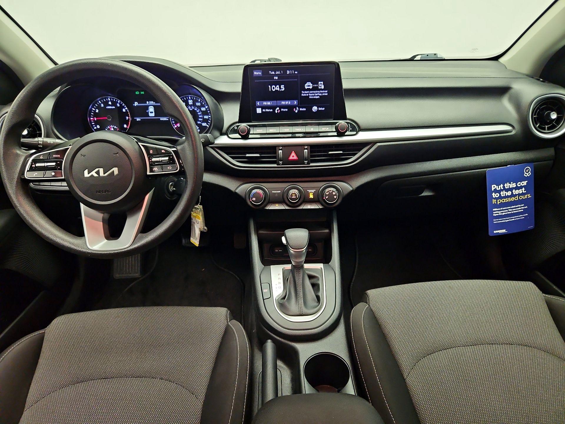 Thumbnail: 2023 Kia Forte - 9