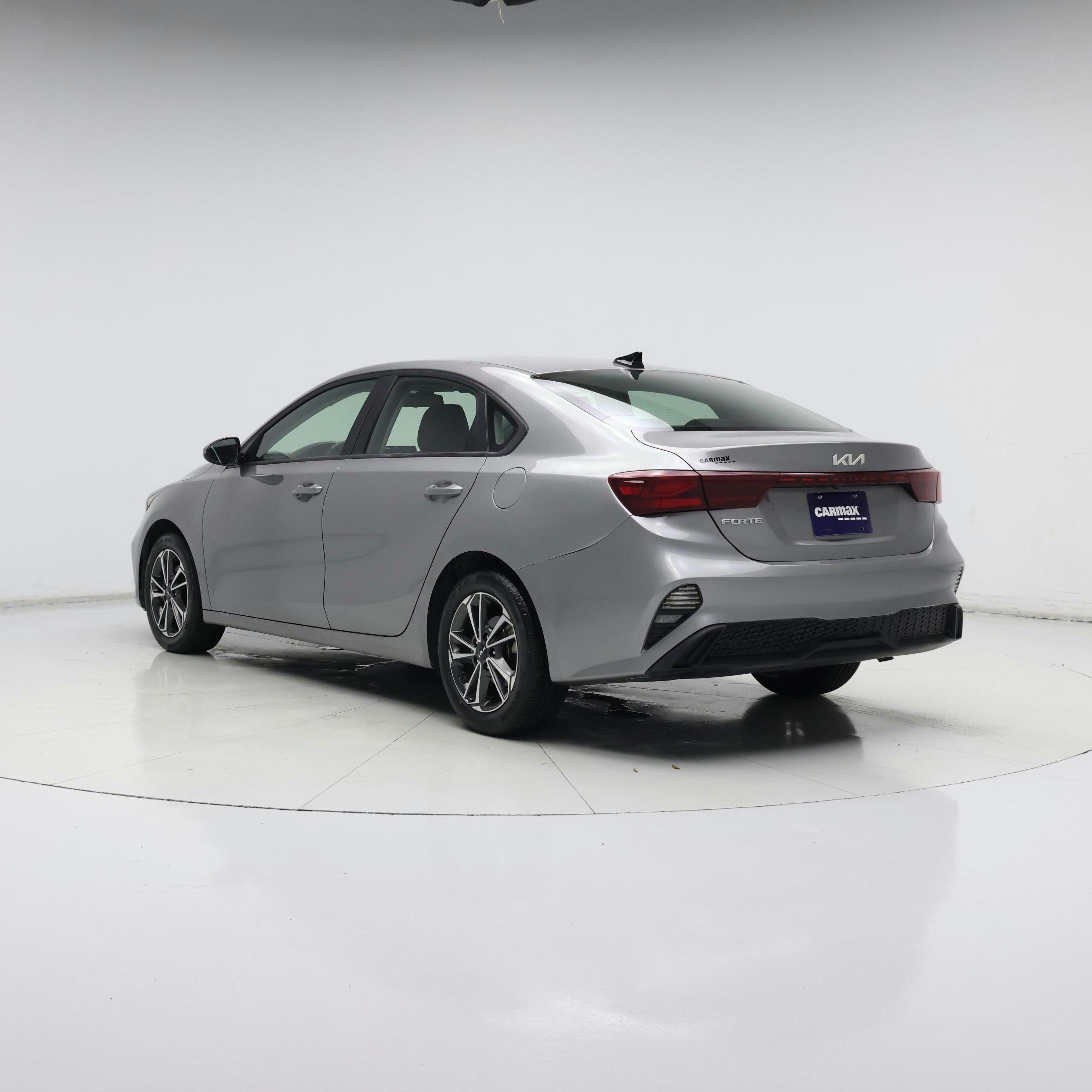 Thumbnail: 2023 Kia Forte - 2