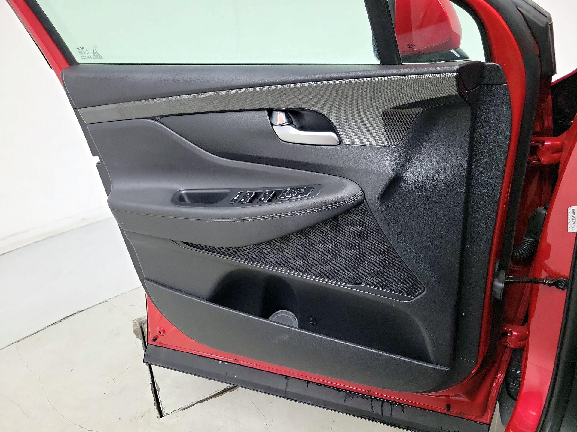 Thumbnail: 2023 Hyundai Santa Fe - 12