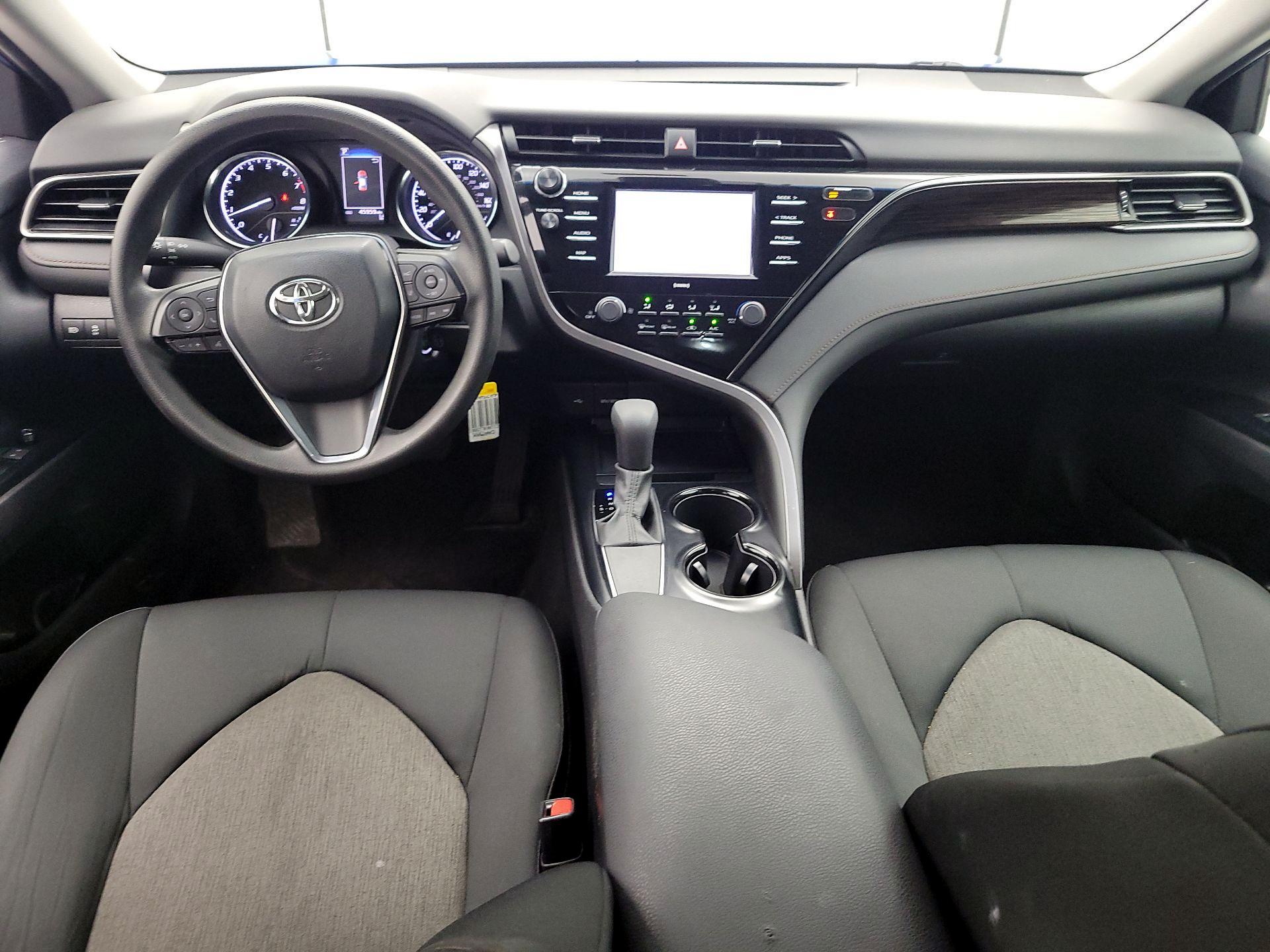 Thumbnail: 2020 Toyota Camry - 9
