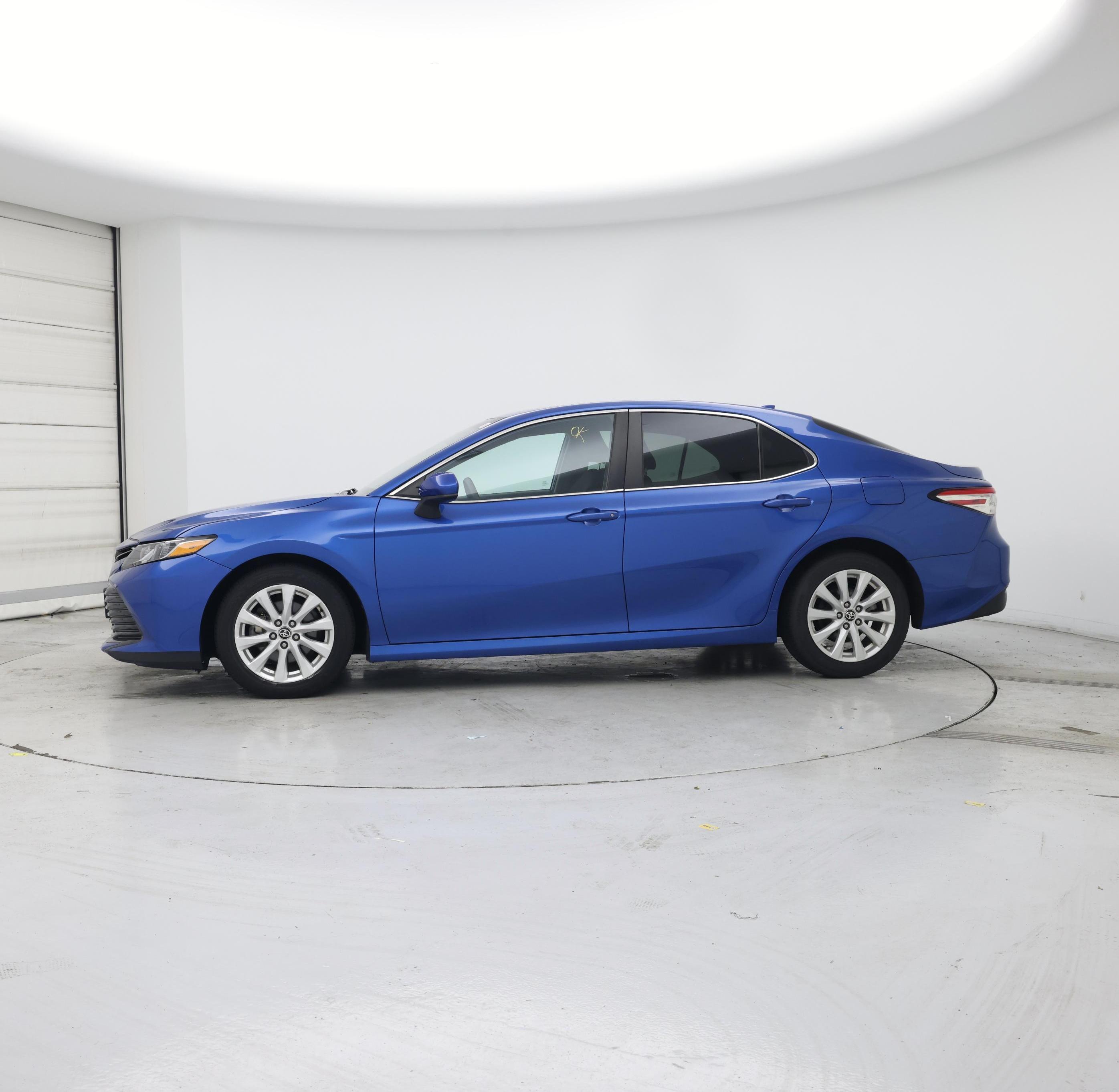 Thumbnail: 2020 Toyota Camry - 3