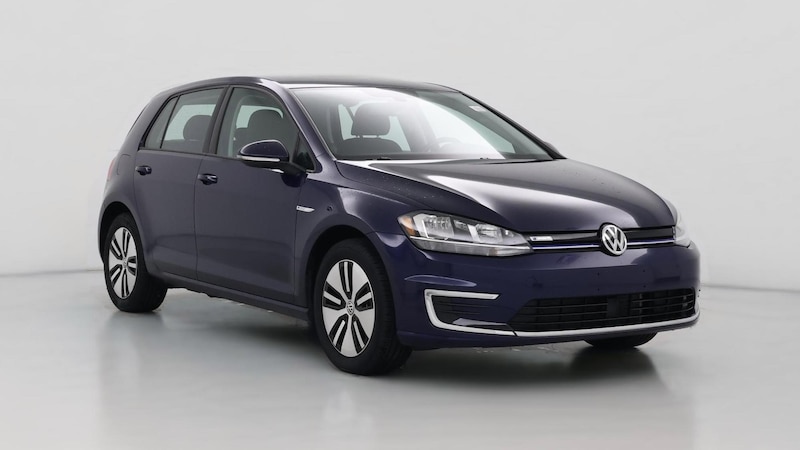 2019 Volkswagen e-Golf SE Hero Image