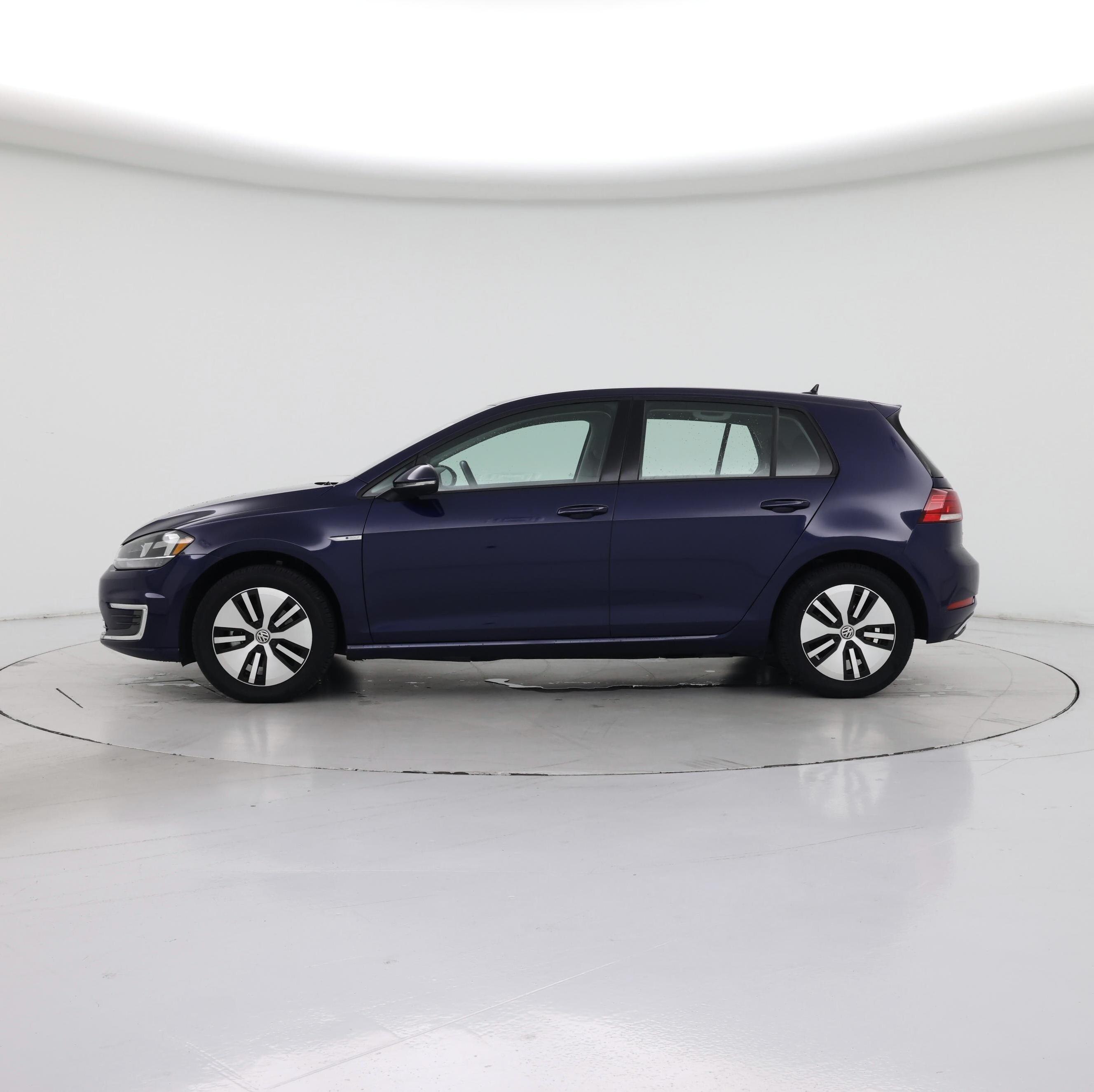 Thumbnail: 2019 Volkswagen e-Golf - 3