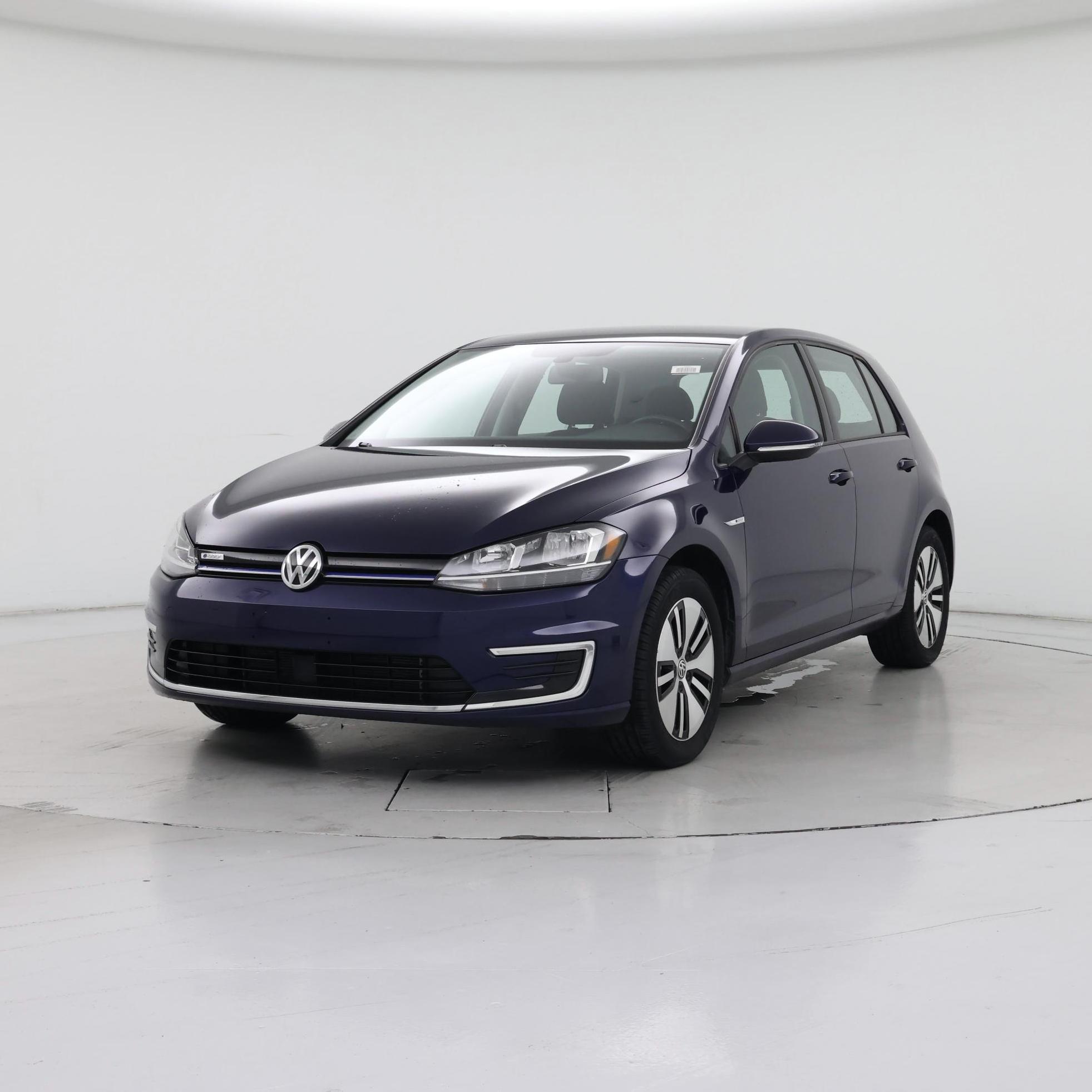 Thumbnail: 2019 Volkswagen e-Golf - 4