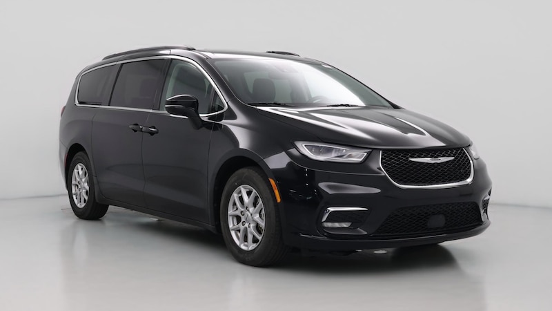 2022 Chrysler Pacifica Touring L Hero Image