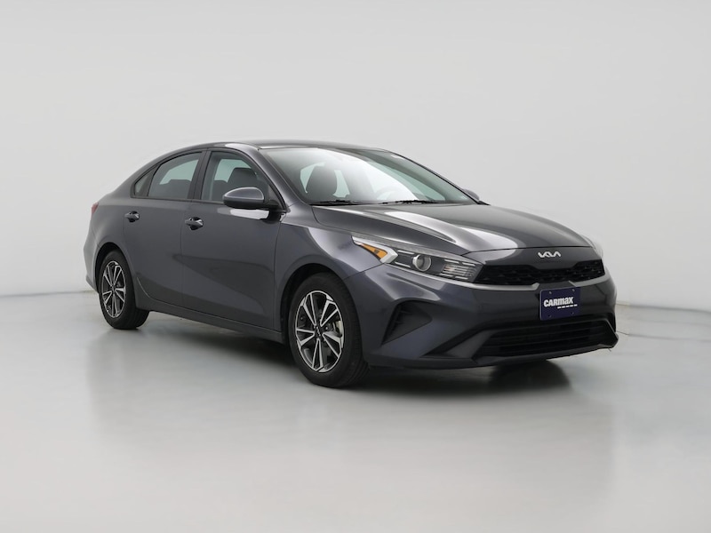 2023 Kia Forte LXS -
                  Springfield, IL
