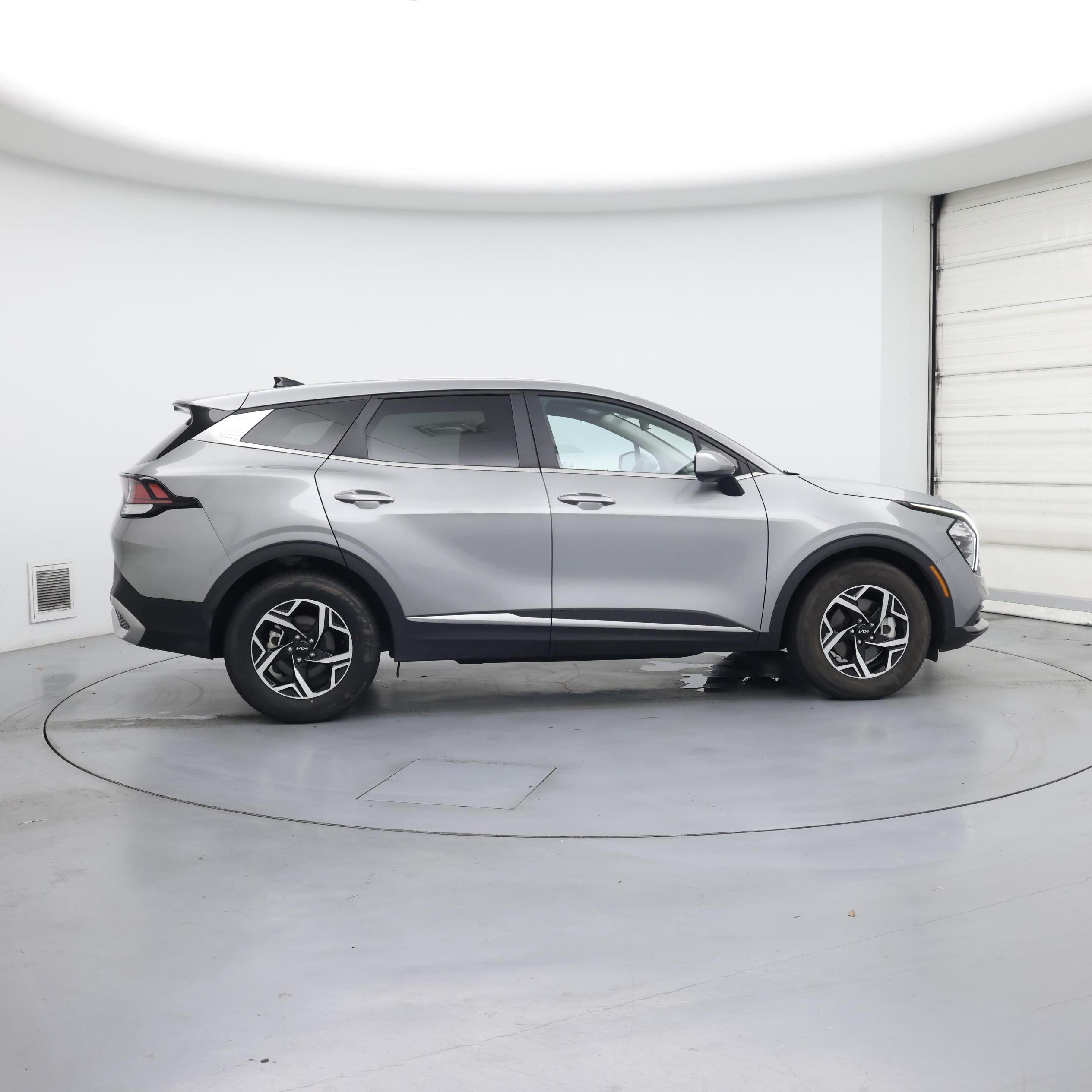 Thumbnail: 2023 Kia Sportage - 7