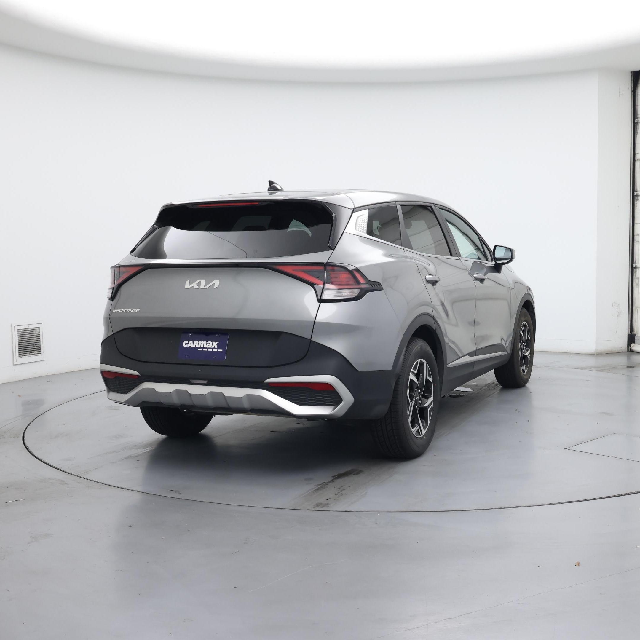 Thumbnail: 2023 Kia Sportage - 8