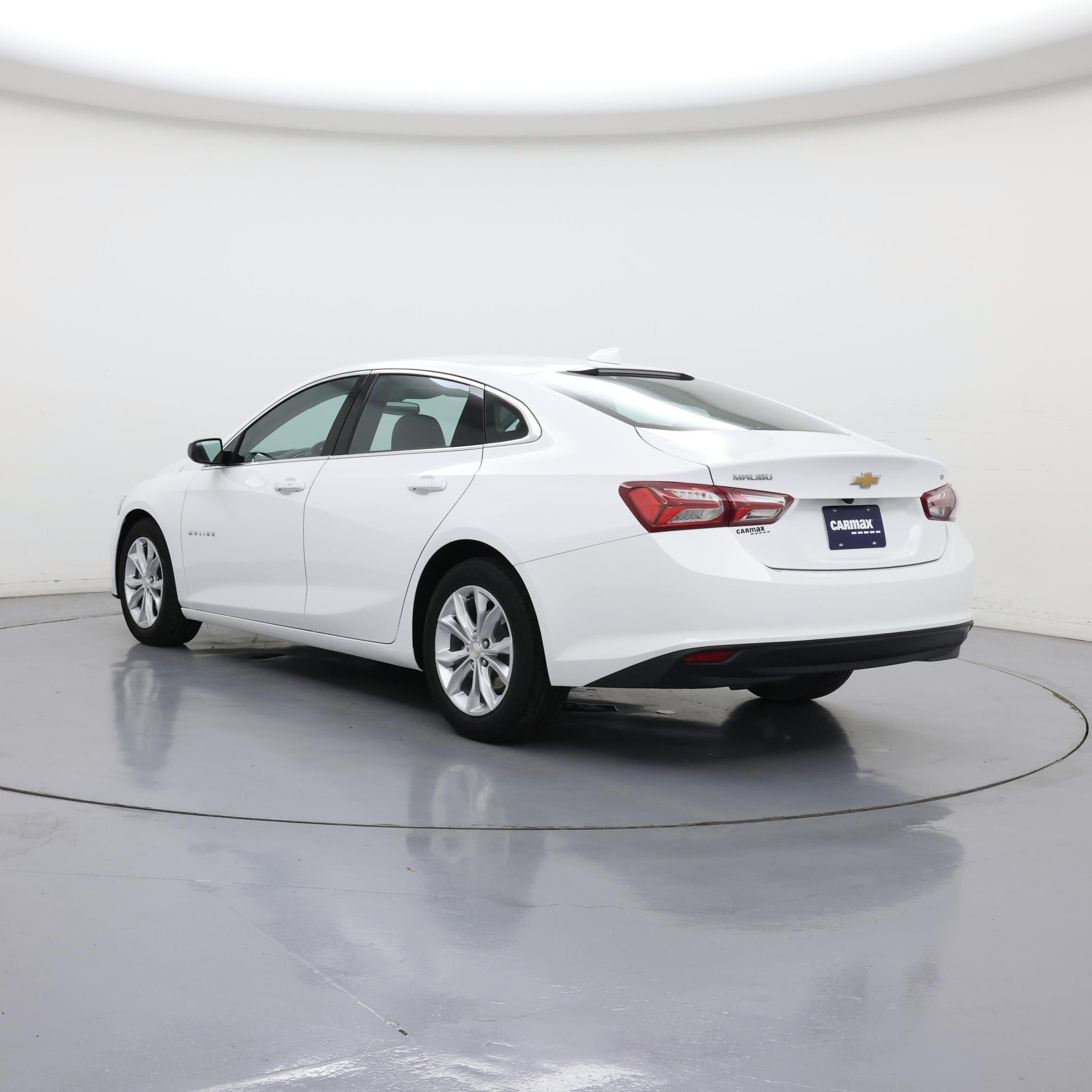 Thumbnail: 2022 Chevrolet Malibu - 2