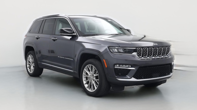 2022 Jeep Grand Cherokee Summit Hero Image