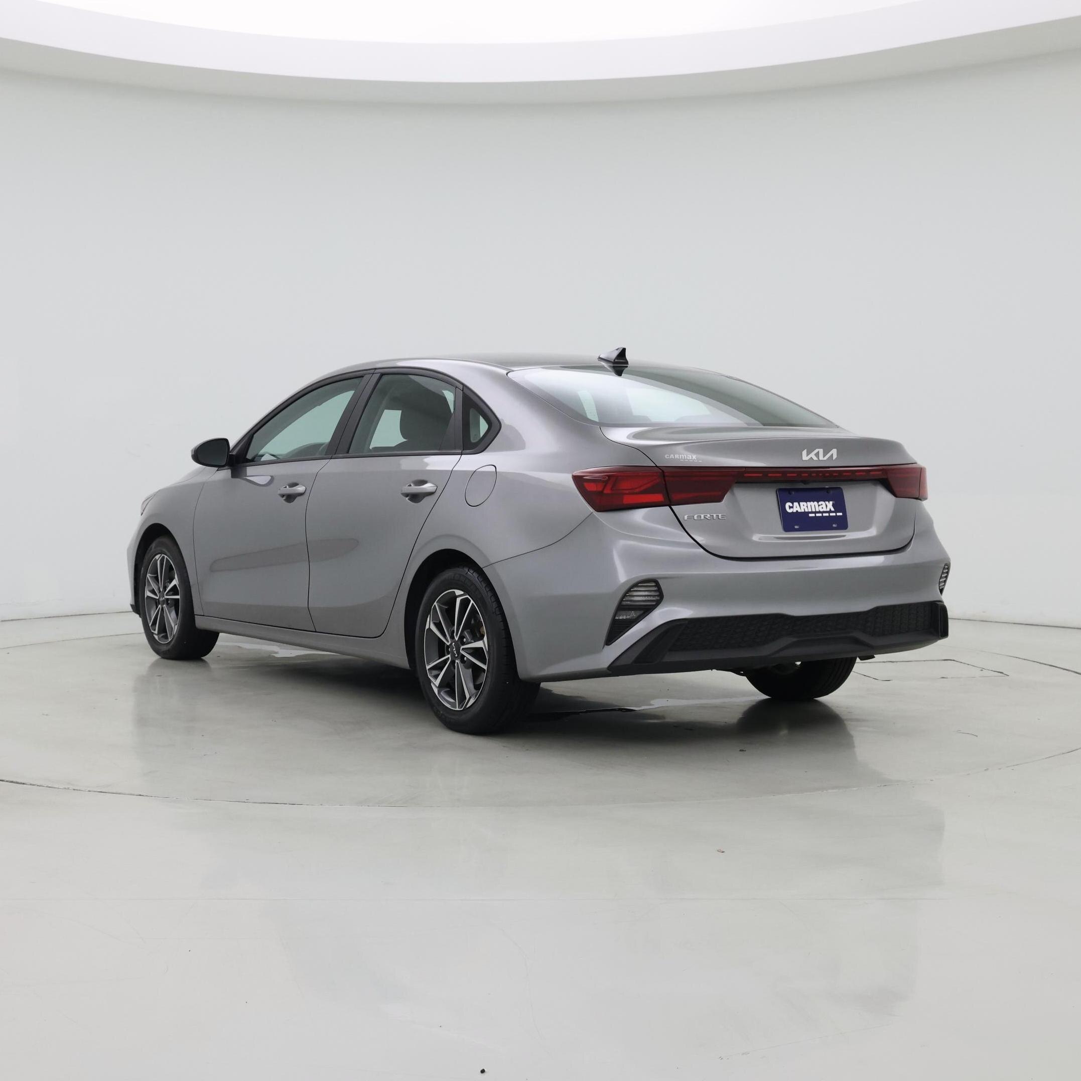 Thumbnail: 2023 Kia Forte - 2