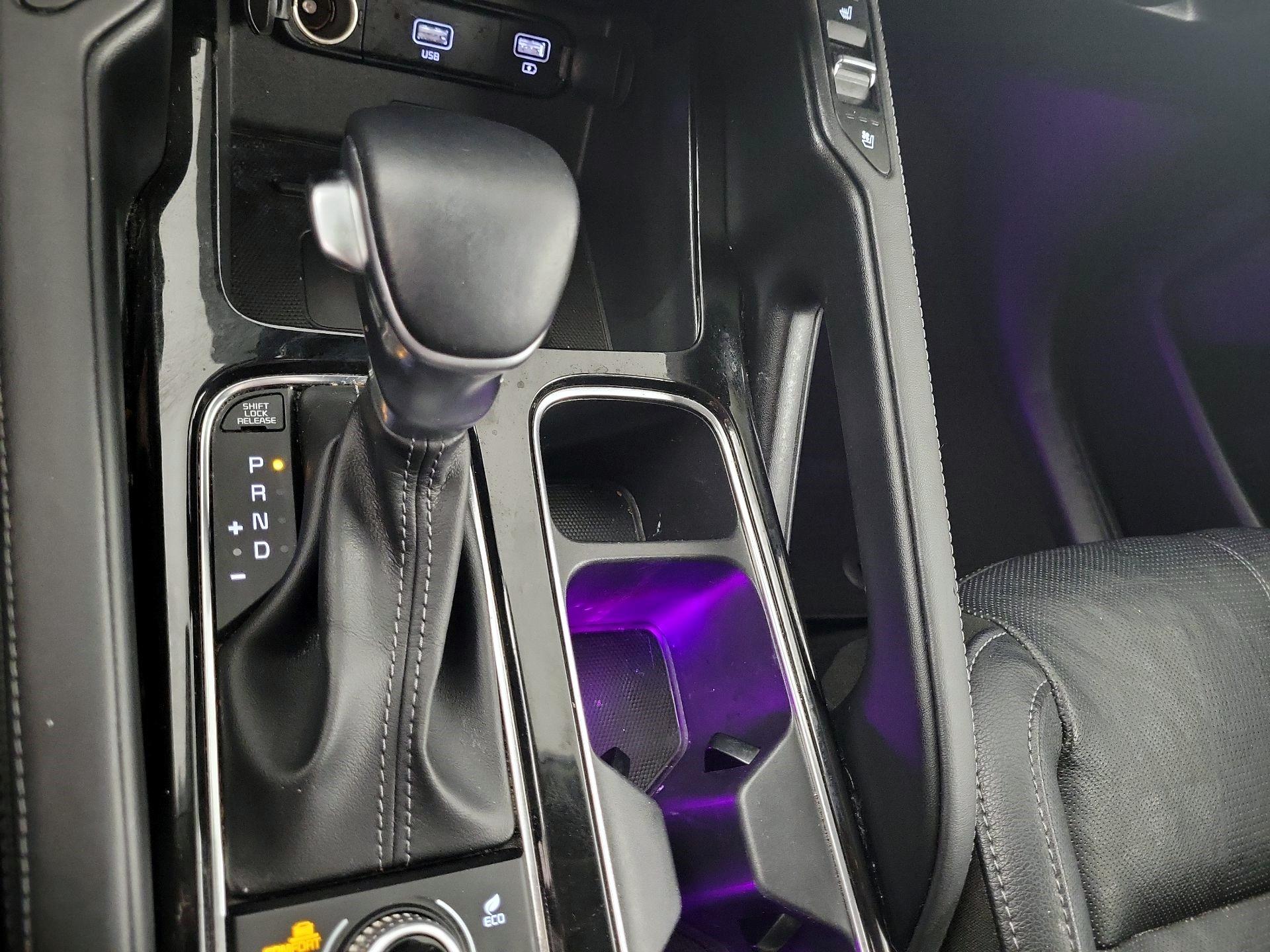 Thumbnail: 2021 Kia Telluride - 16