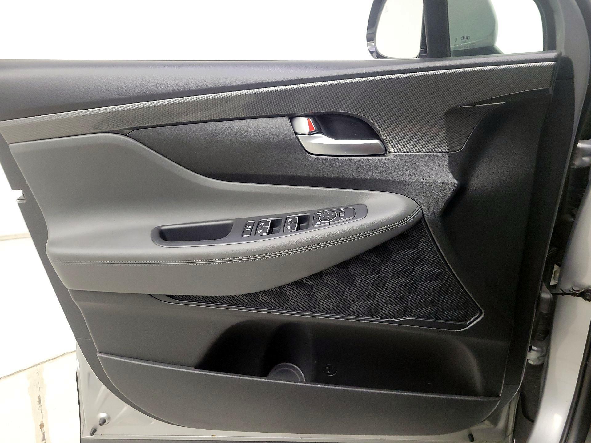 Thumbnail: 2022 Hyundai Santa Fe - 12