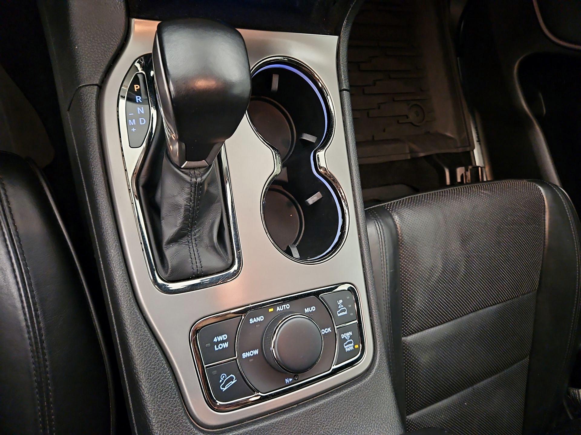Thumbnail: 2021 Jeep Grand Cherokee - 18