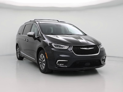 2022 Chrysler Pacifica Hybrid Limited -
                Grand Rapids, MI