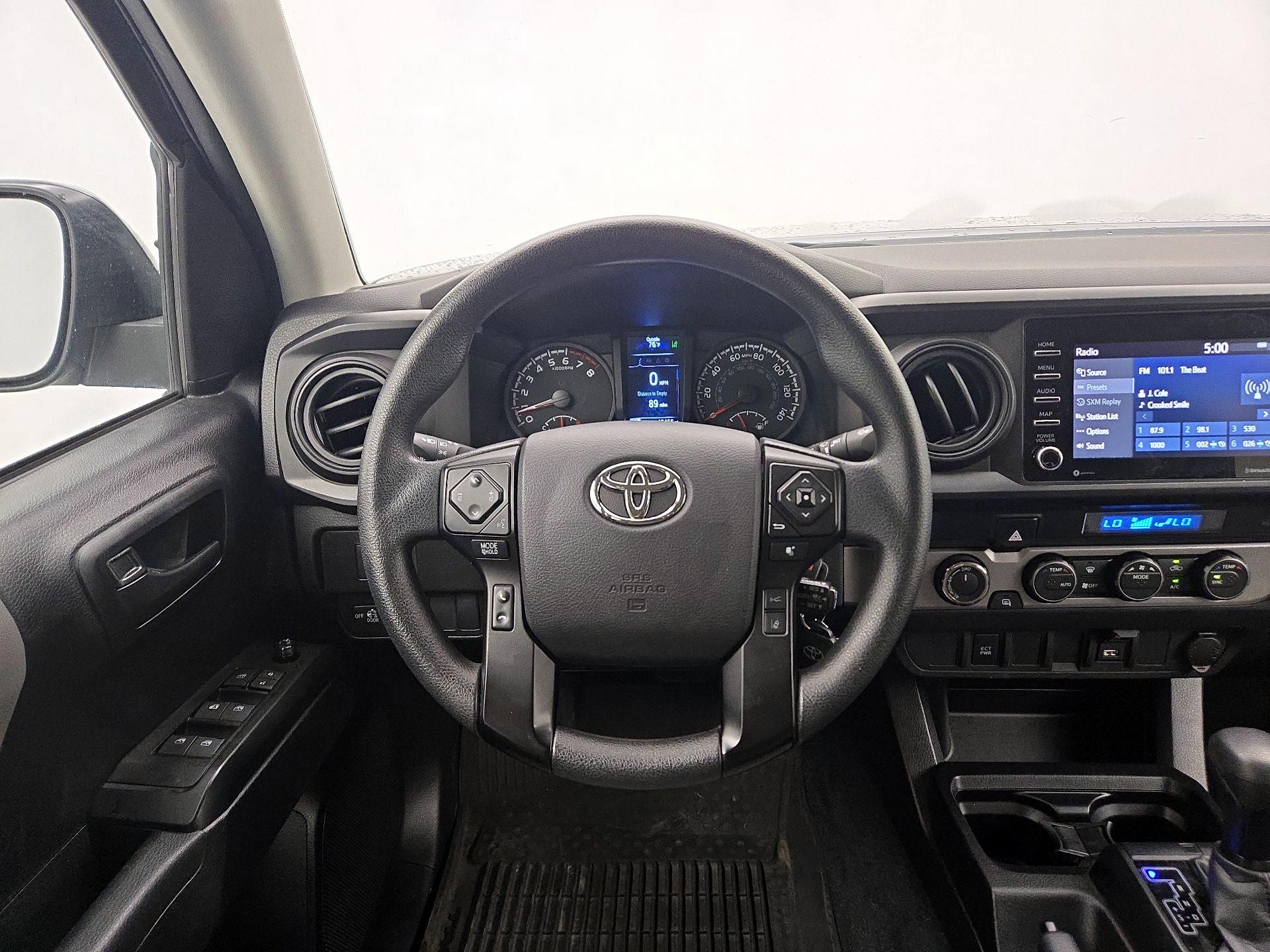 Thumbnail: 2022 Toyota Tacoma - 10