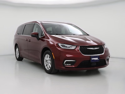 2023 Chrysler Pacifica Touring L -
                Grand Rapids, MI