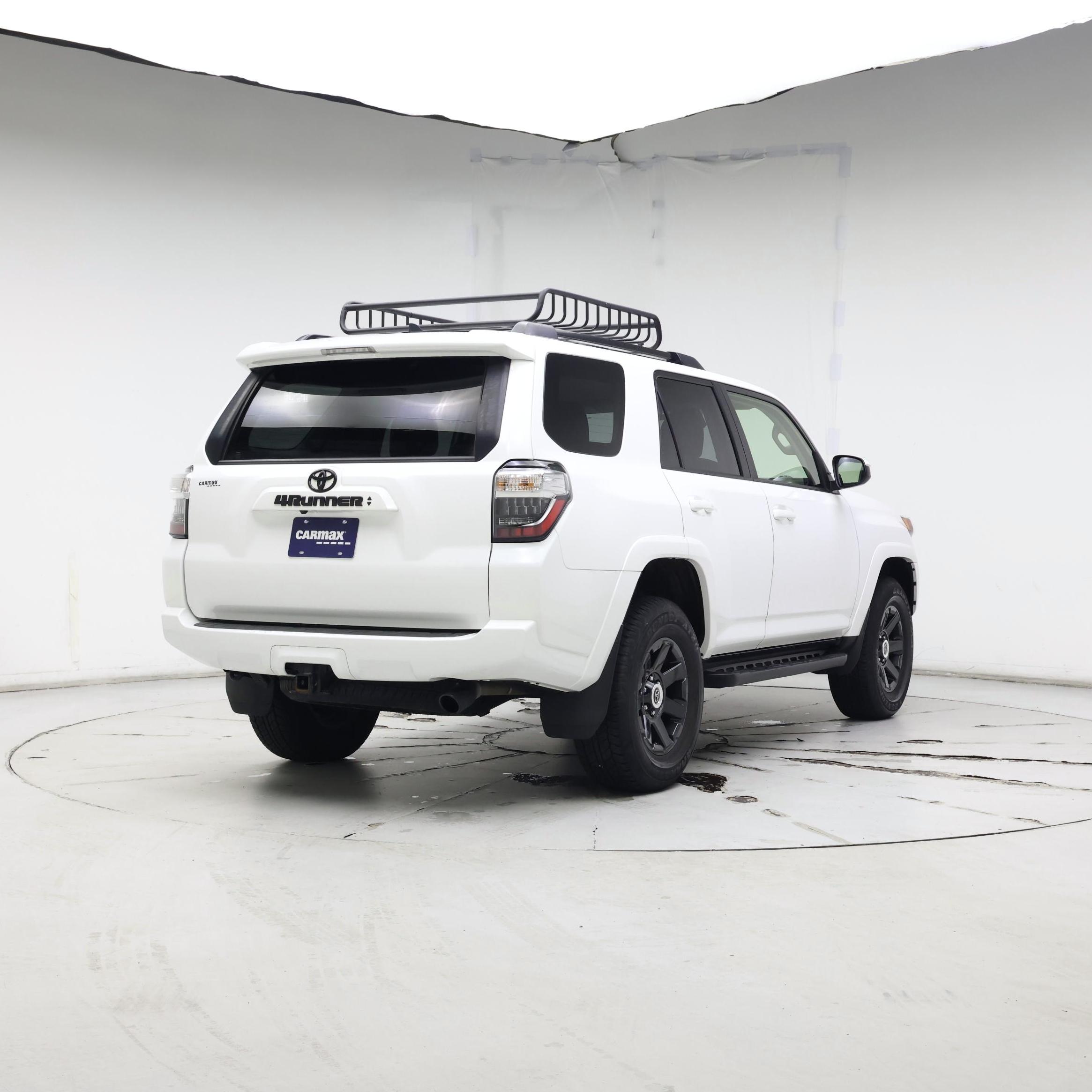Thumbnail: 2022 Toyota 4Runner - 8