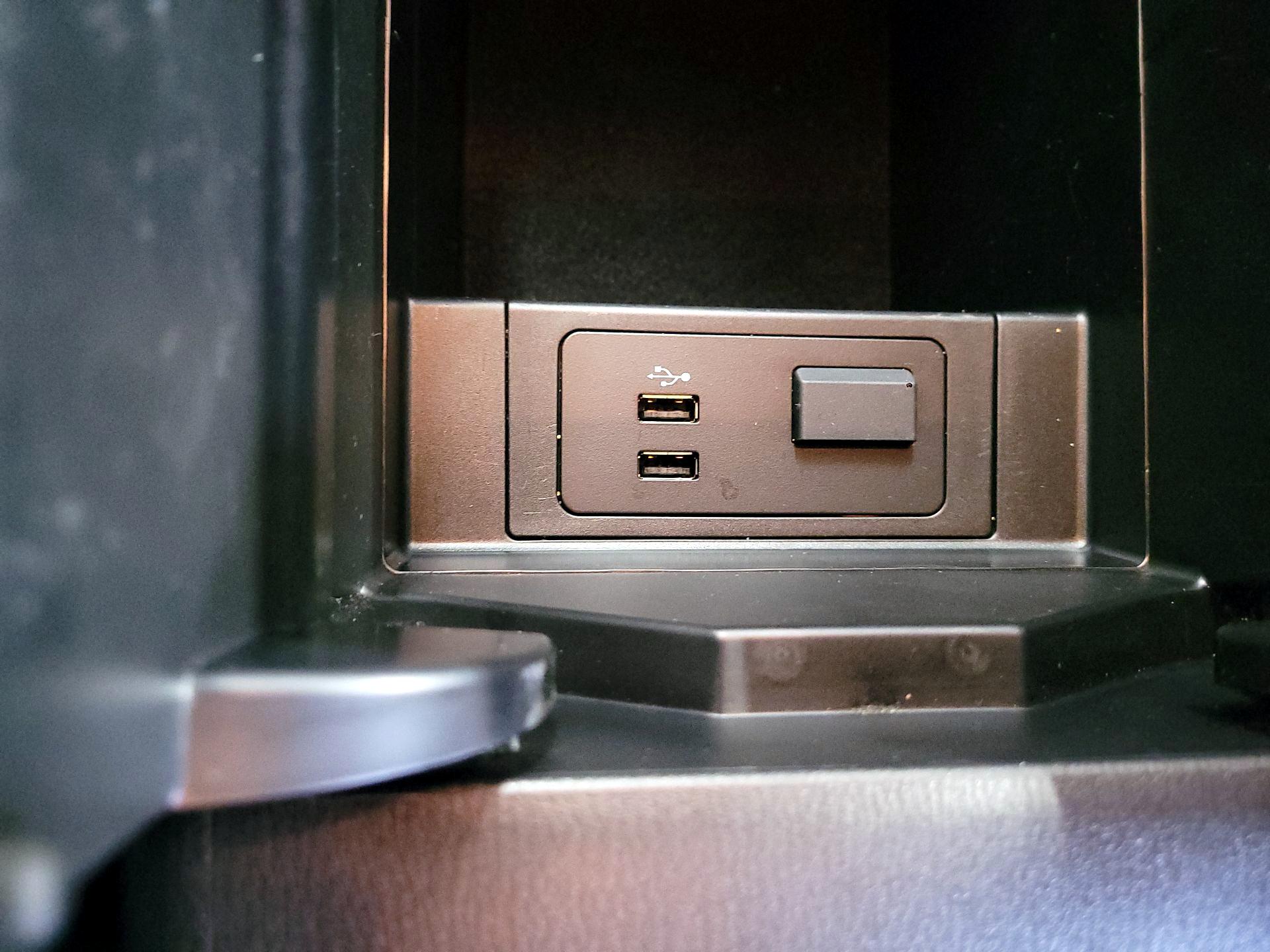 Thumbnail: 2022 Mazda CX-9 - 18