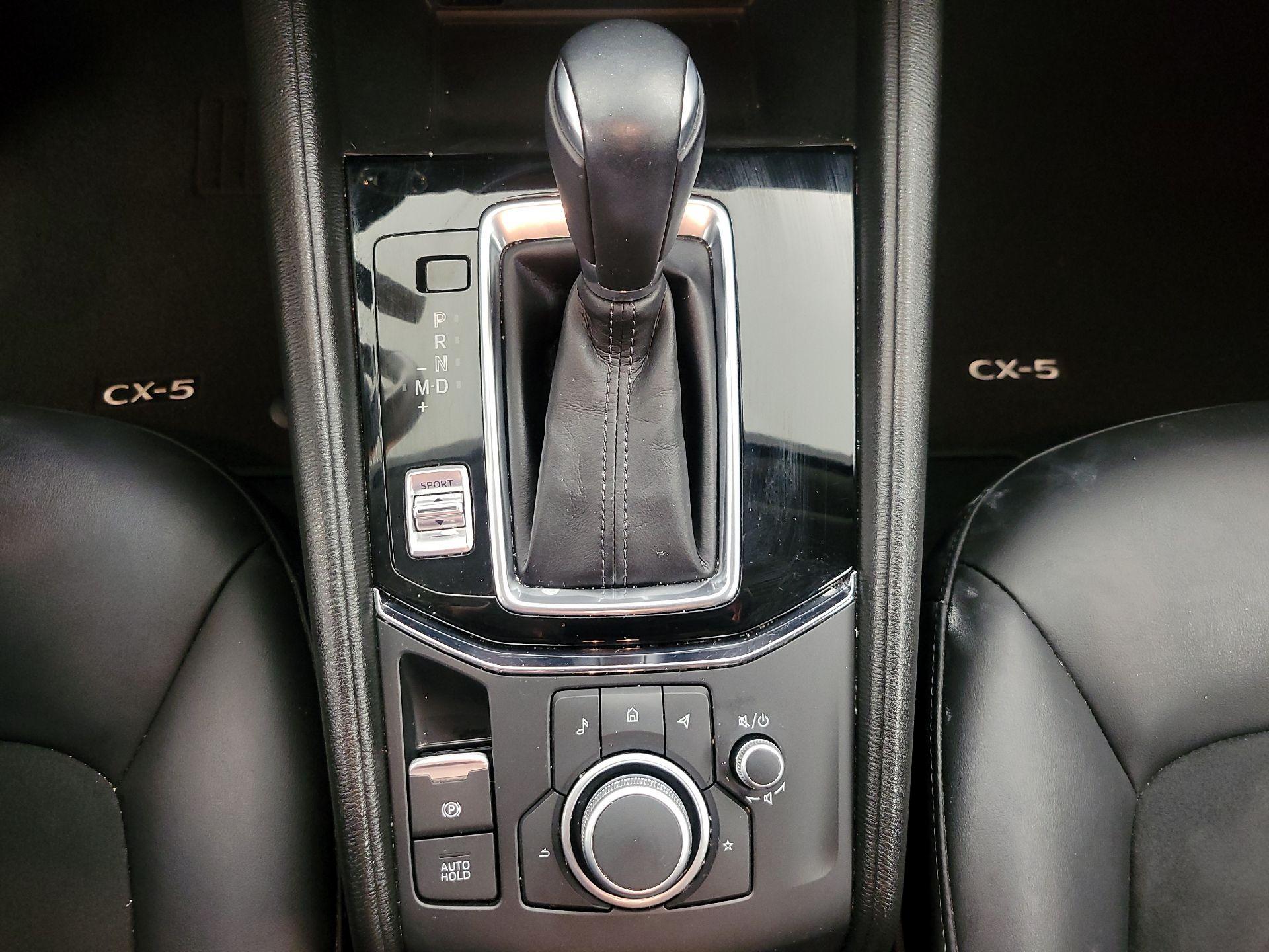 Thumbnail: 2022 Mazda CX-5 - 17