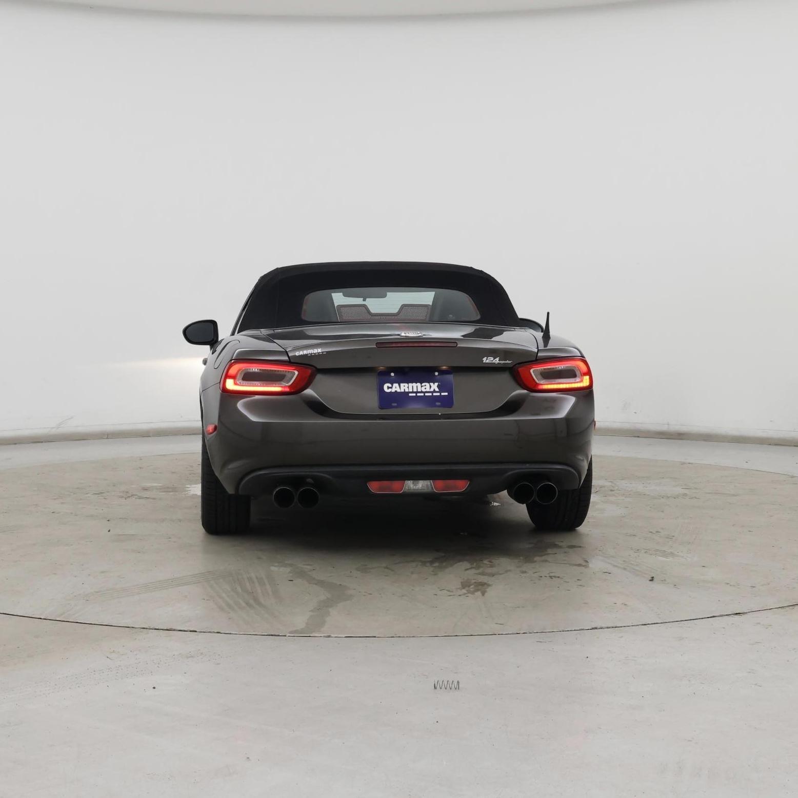 Thumbnail: 2017 Fiat 124 Spider - 6