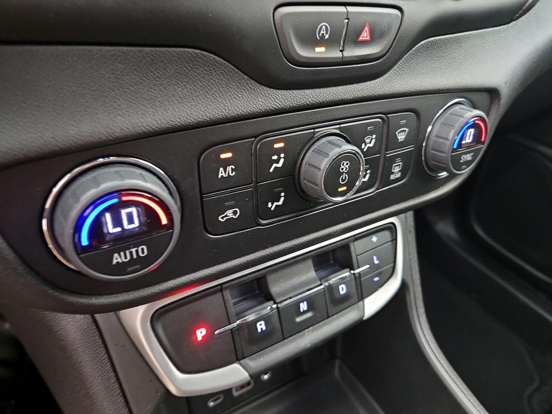 Thumbnail: 2024 GMC Terrain - 16