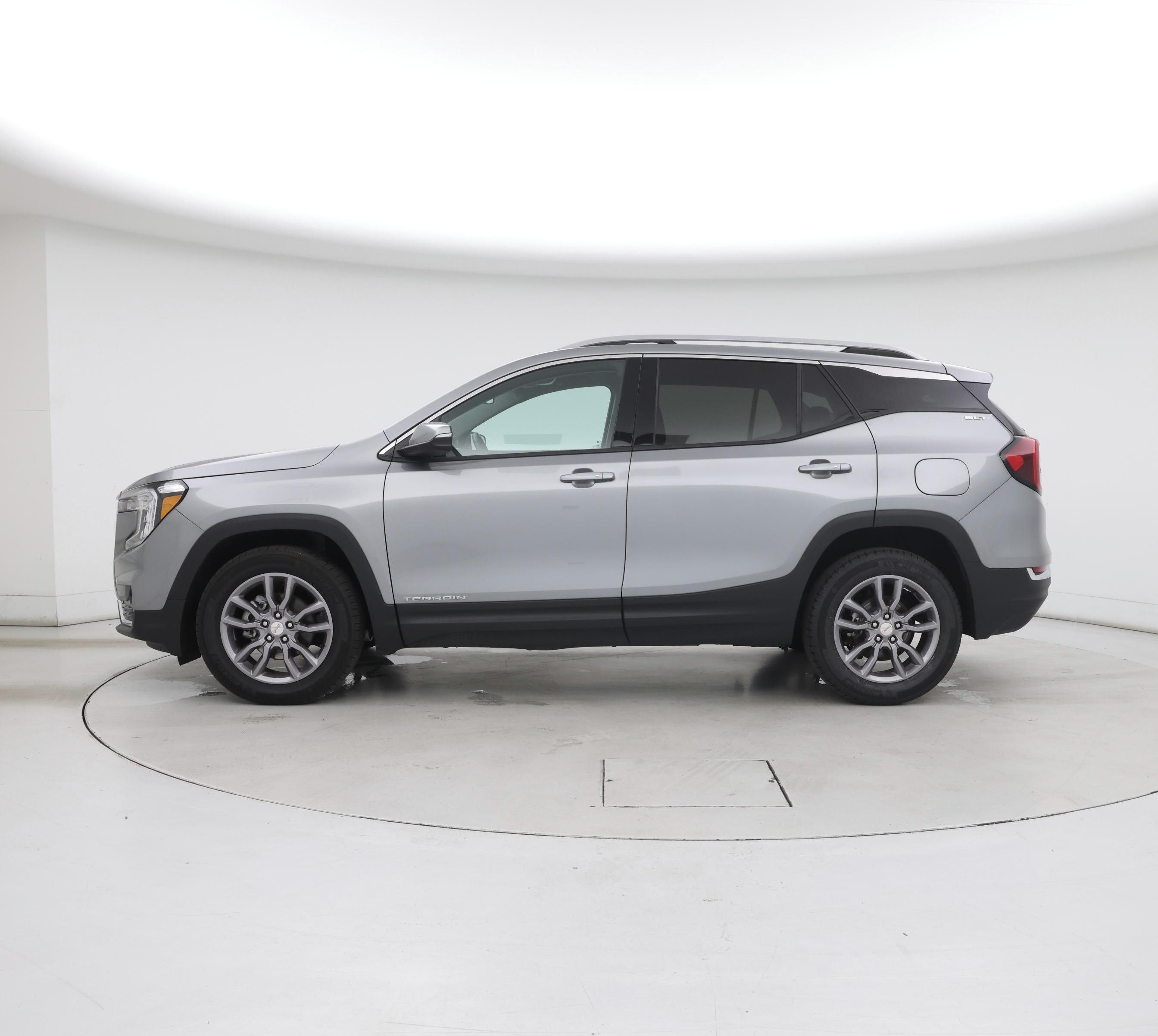 Thumbnail: 2024 GMC Terrain - 3