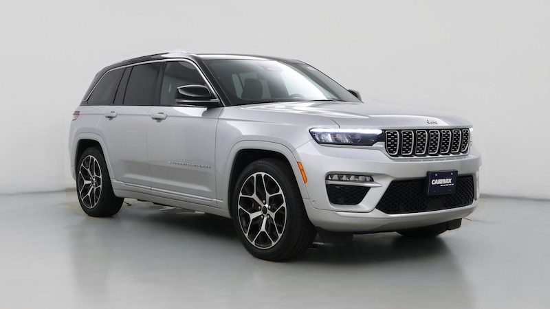 2023 Jeep Grand Cherokee Summit Hero Image