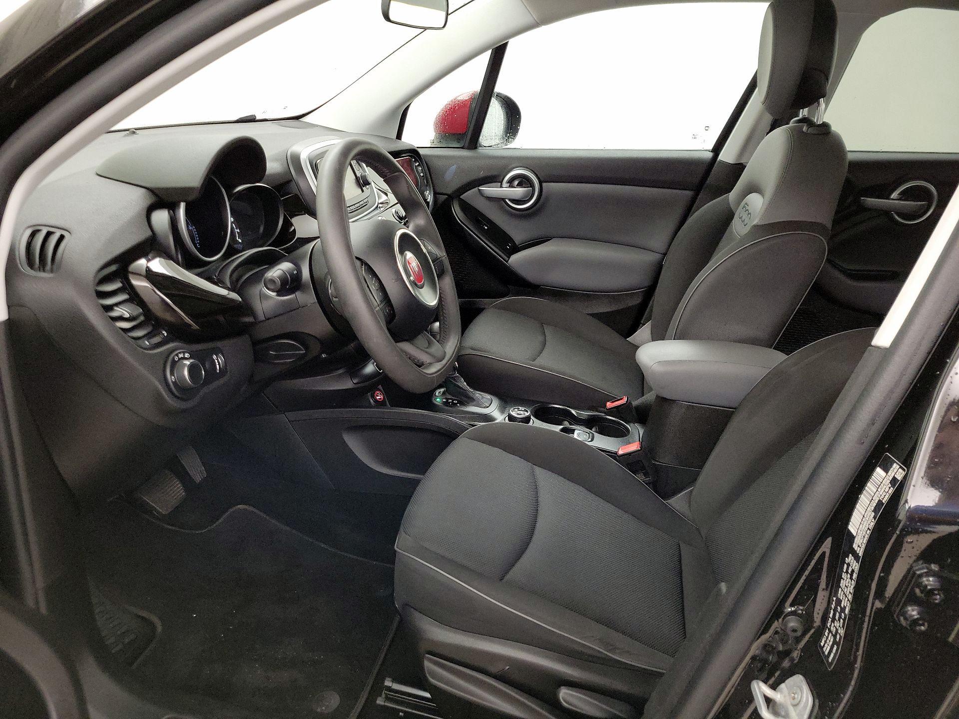 Thumbnail: 2016 Fiat 500X - 11