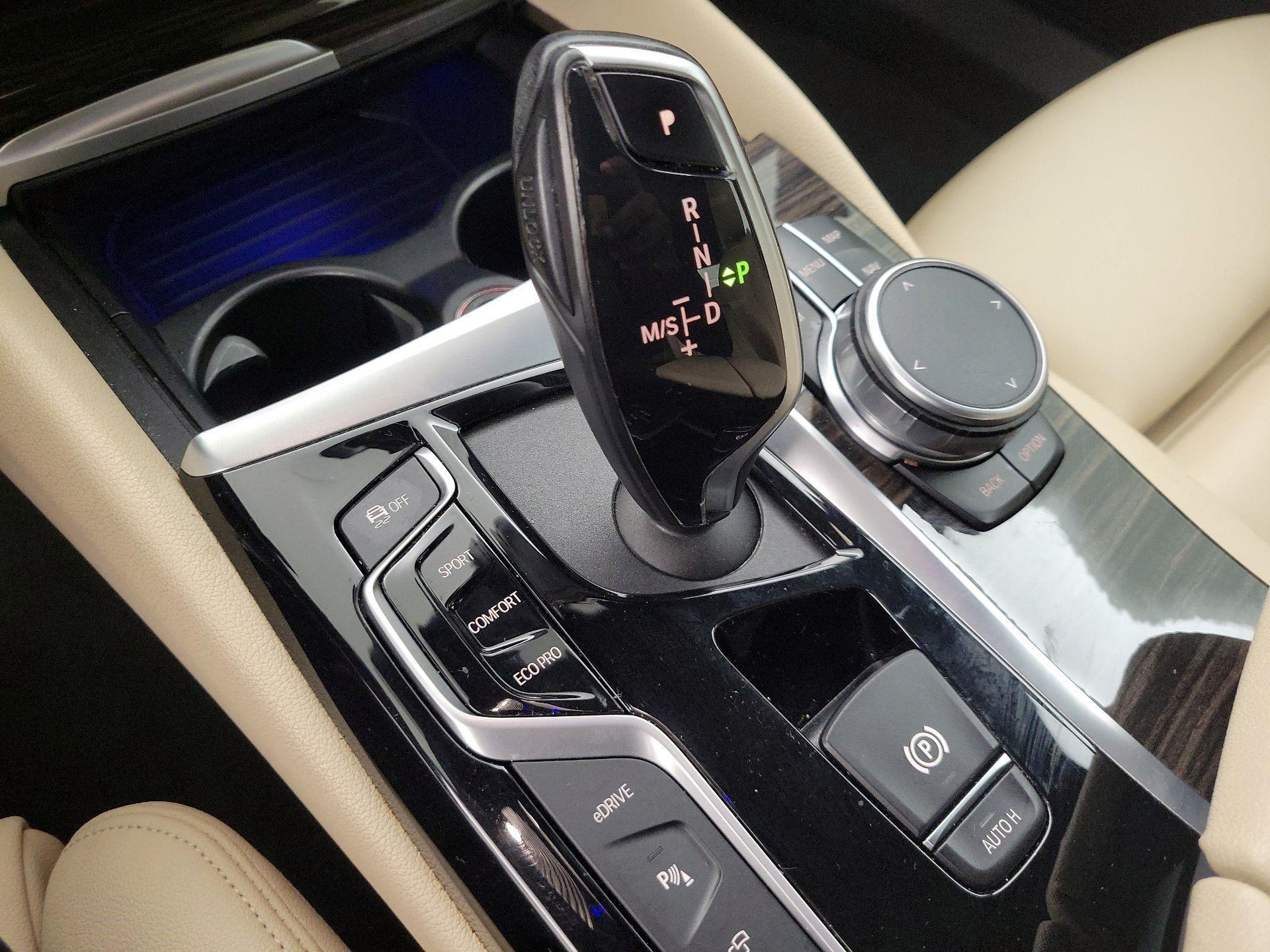 Thumbnail: 2019 BMW 5 Series - 18
